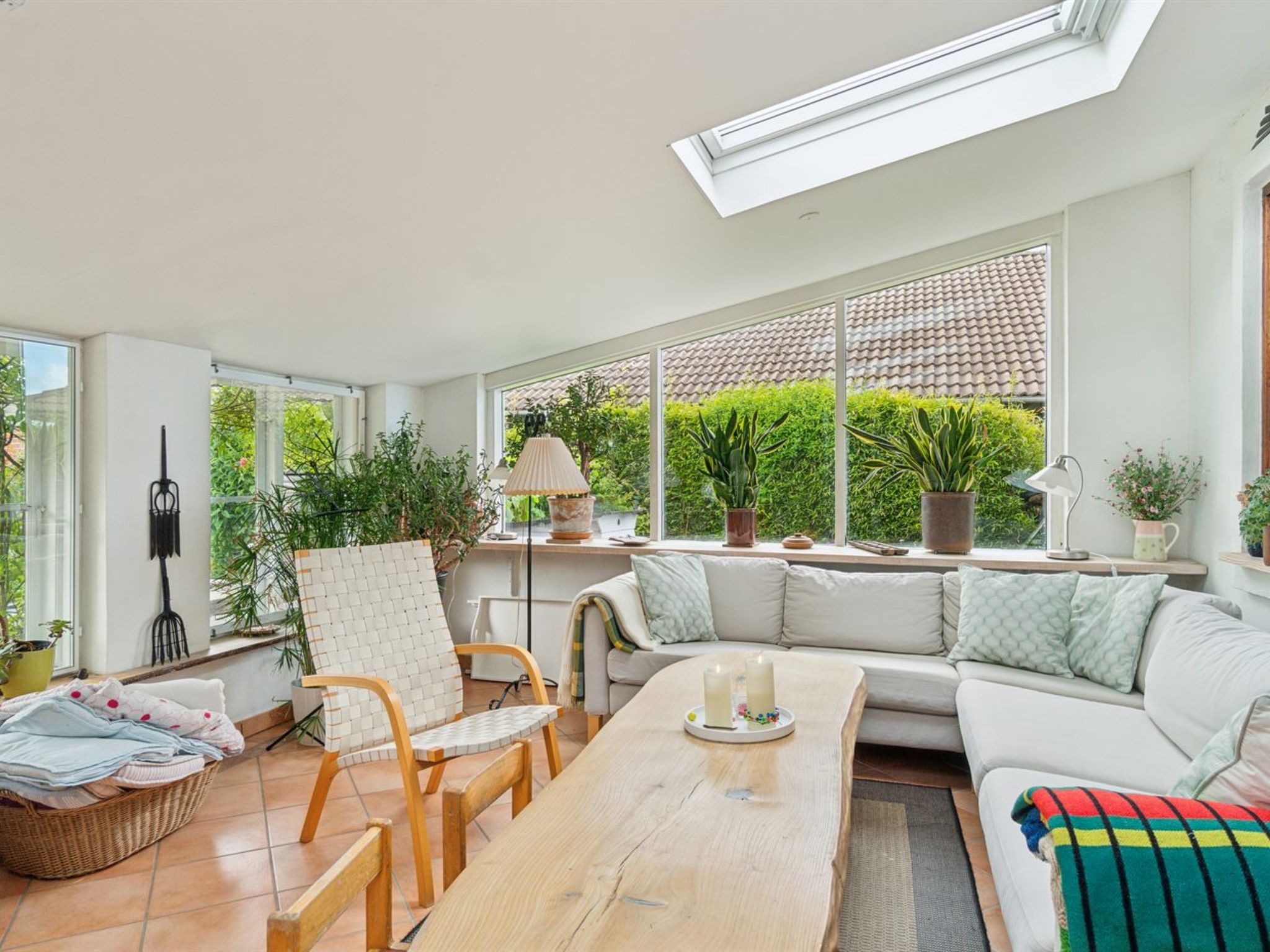 "Varma" - 25m from the sea - Binnen