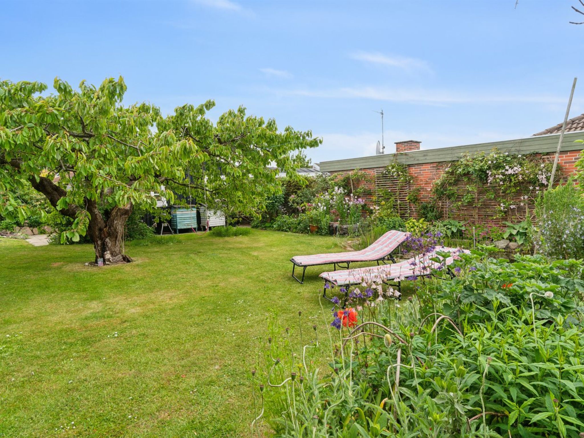 "Varma" - 25m from the sea - Buiten