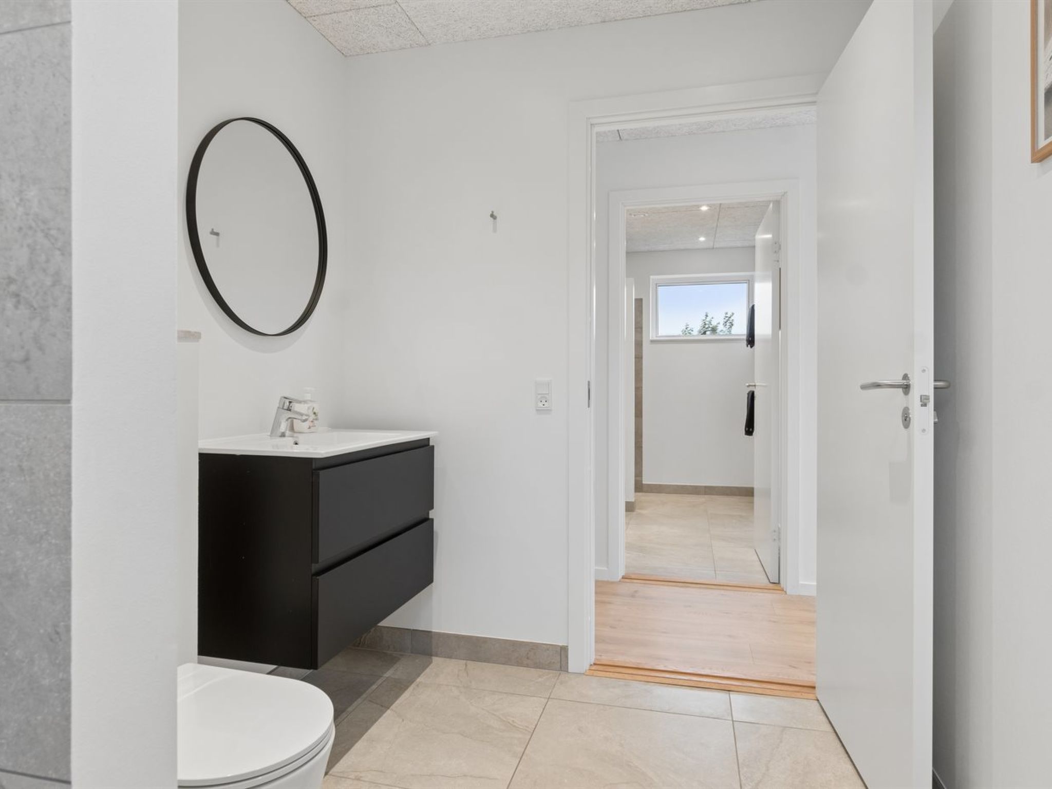 "Ragmar" - 525m from the sea - Inside