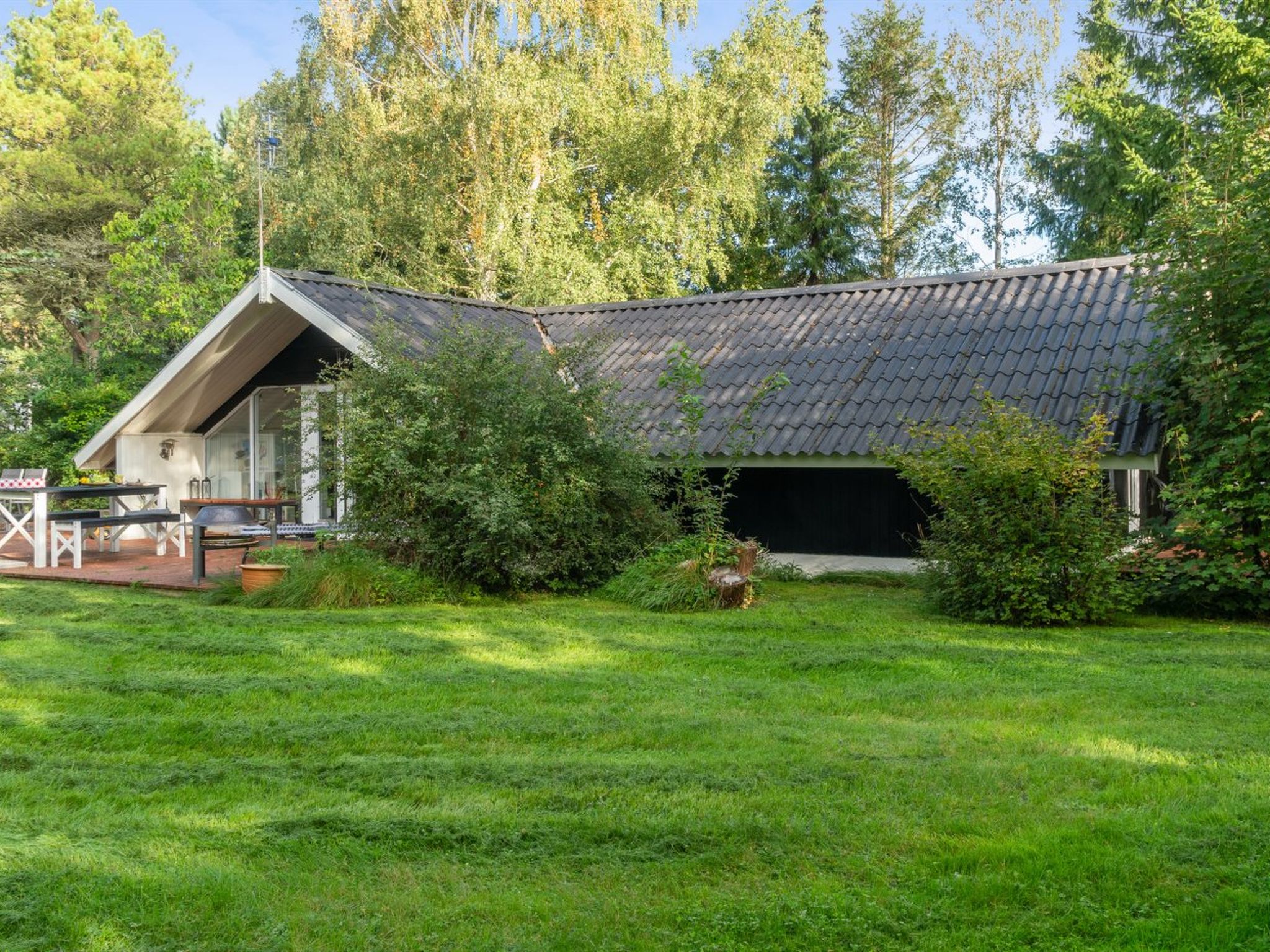"Ninni" - 3.2km from the sea - Outside