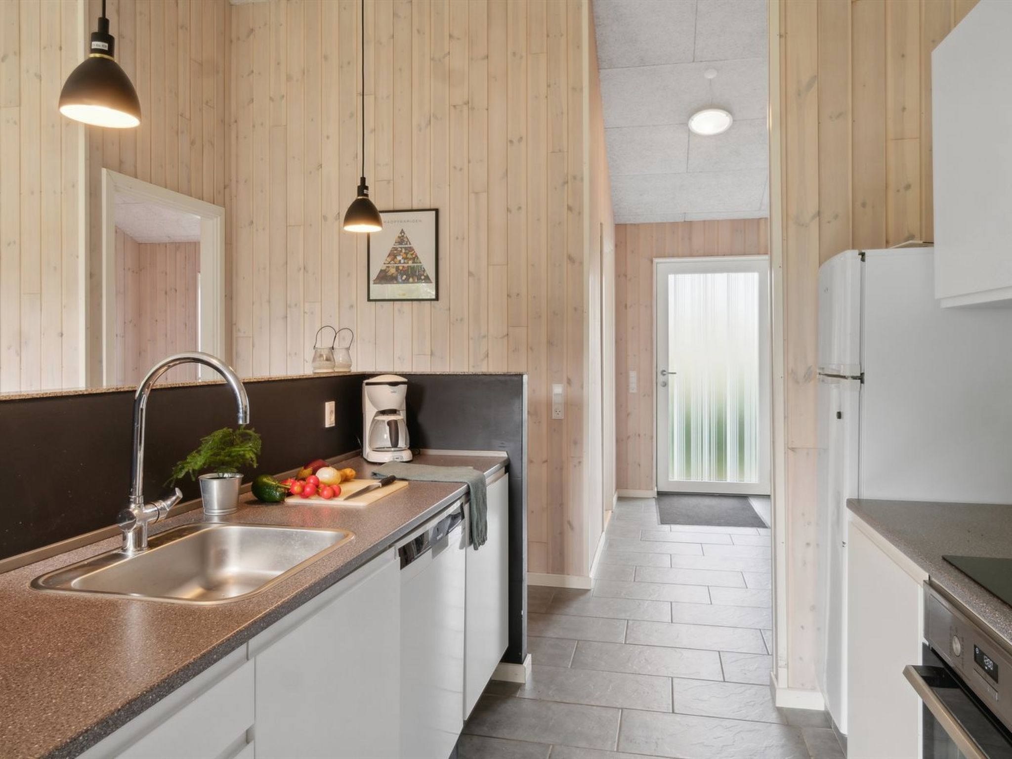 "Dorreth" - 3.2km from the sea - Binnen