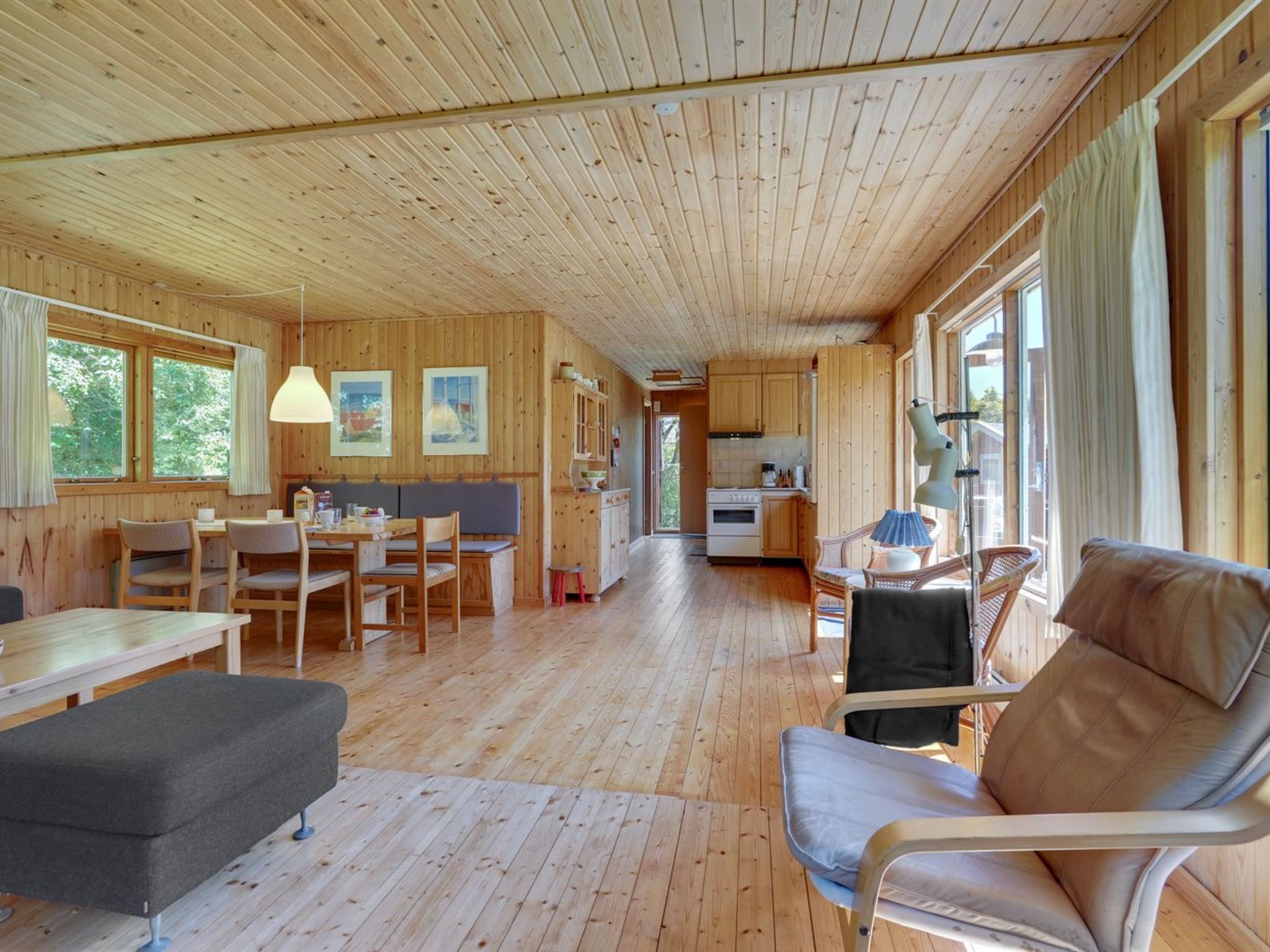 "Hege" - 450m from the sea
