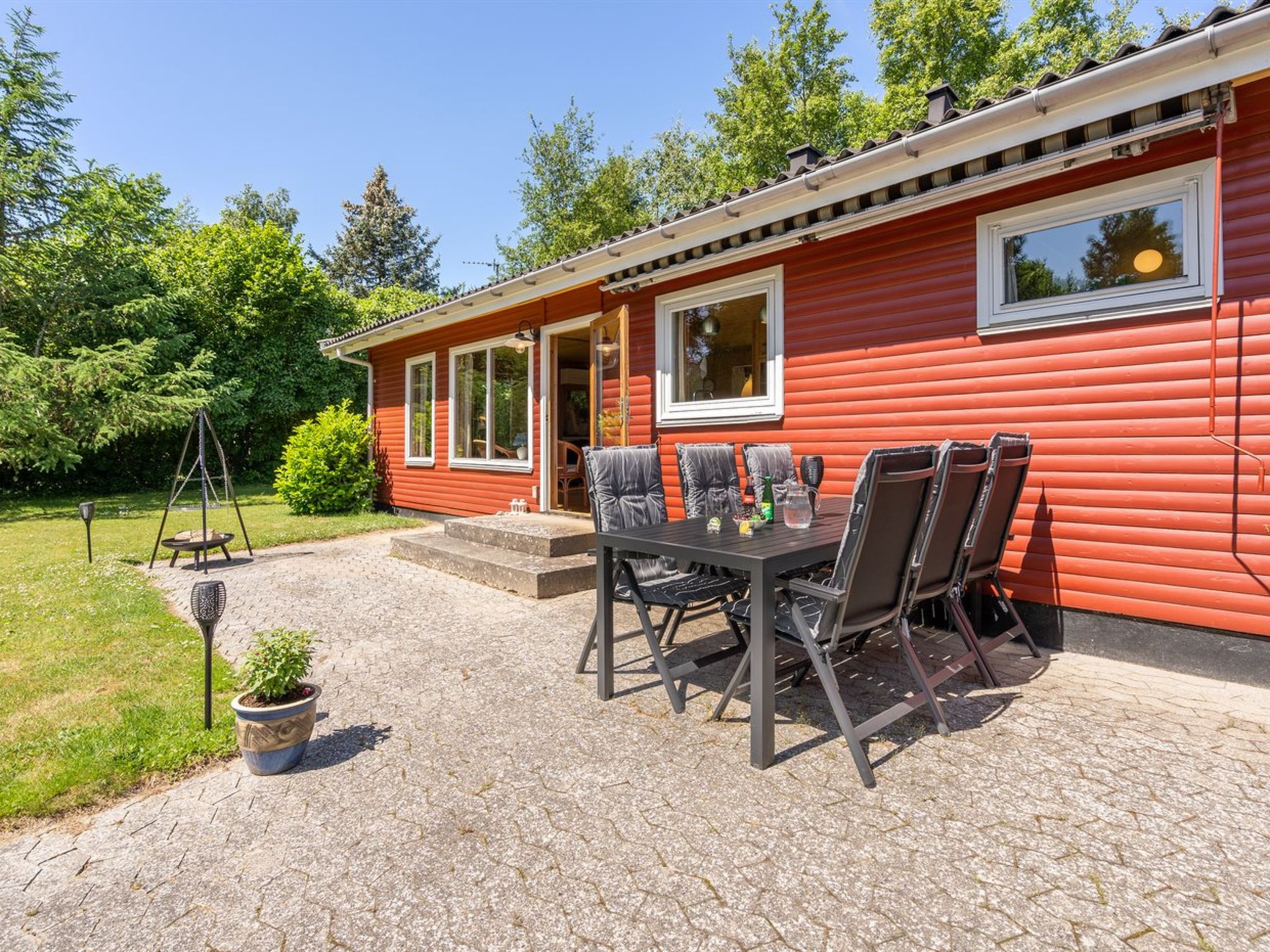 "Hege" - 450m from the sea - Buiten
