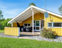 Kindvriendelijk vakantiehuis met sauna op 250 meter van zee in Faxe Ladeplads - thumbnail 1
