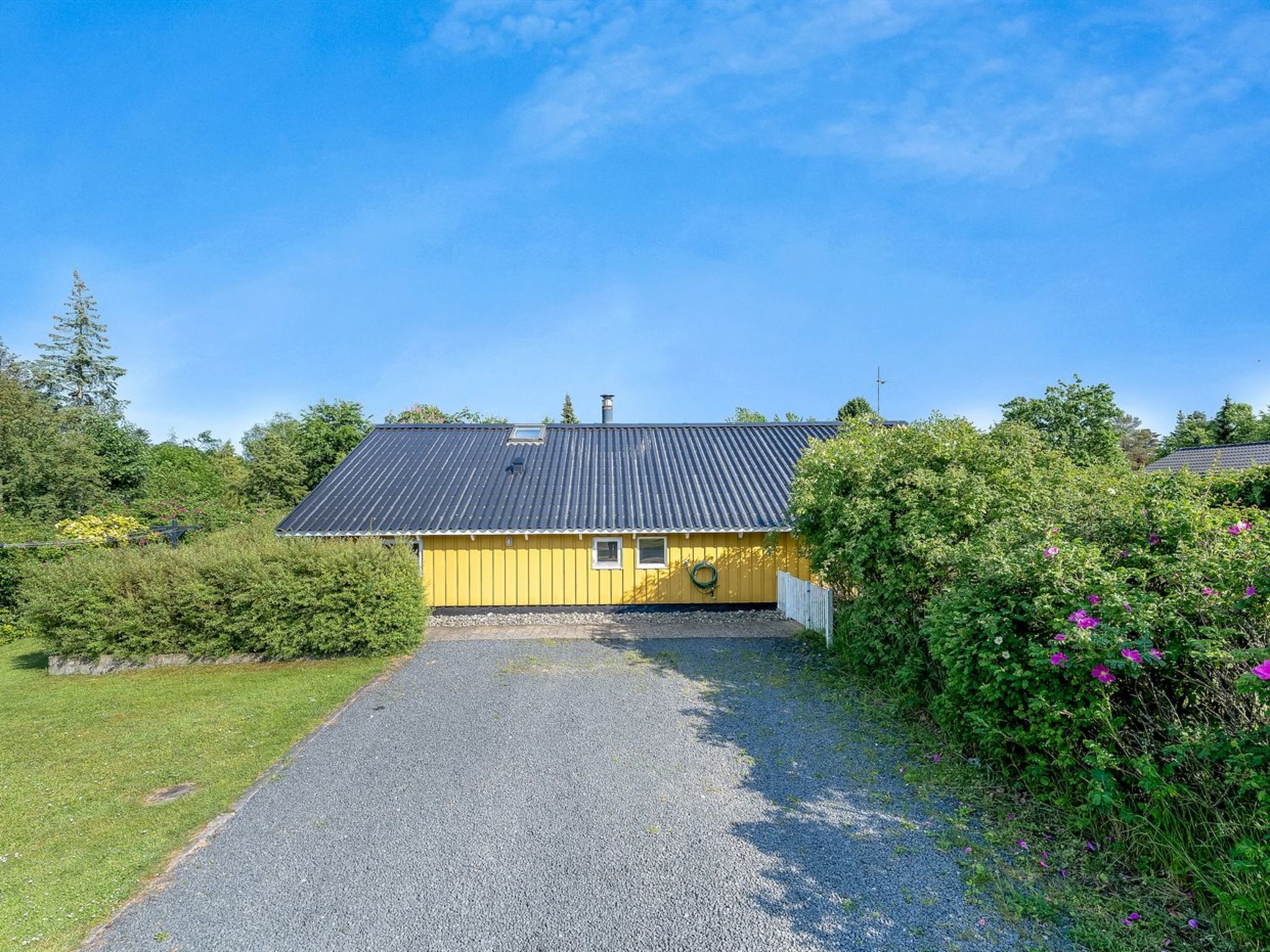"Guja" - 250m from the sea-Buiten