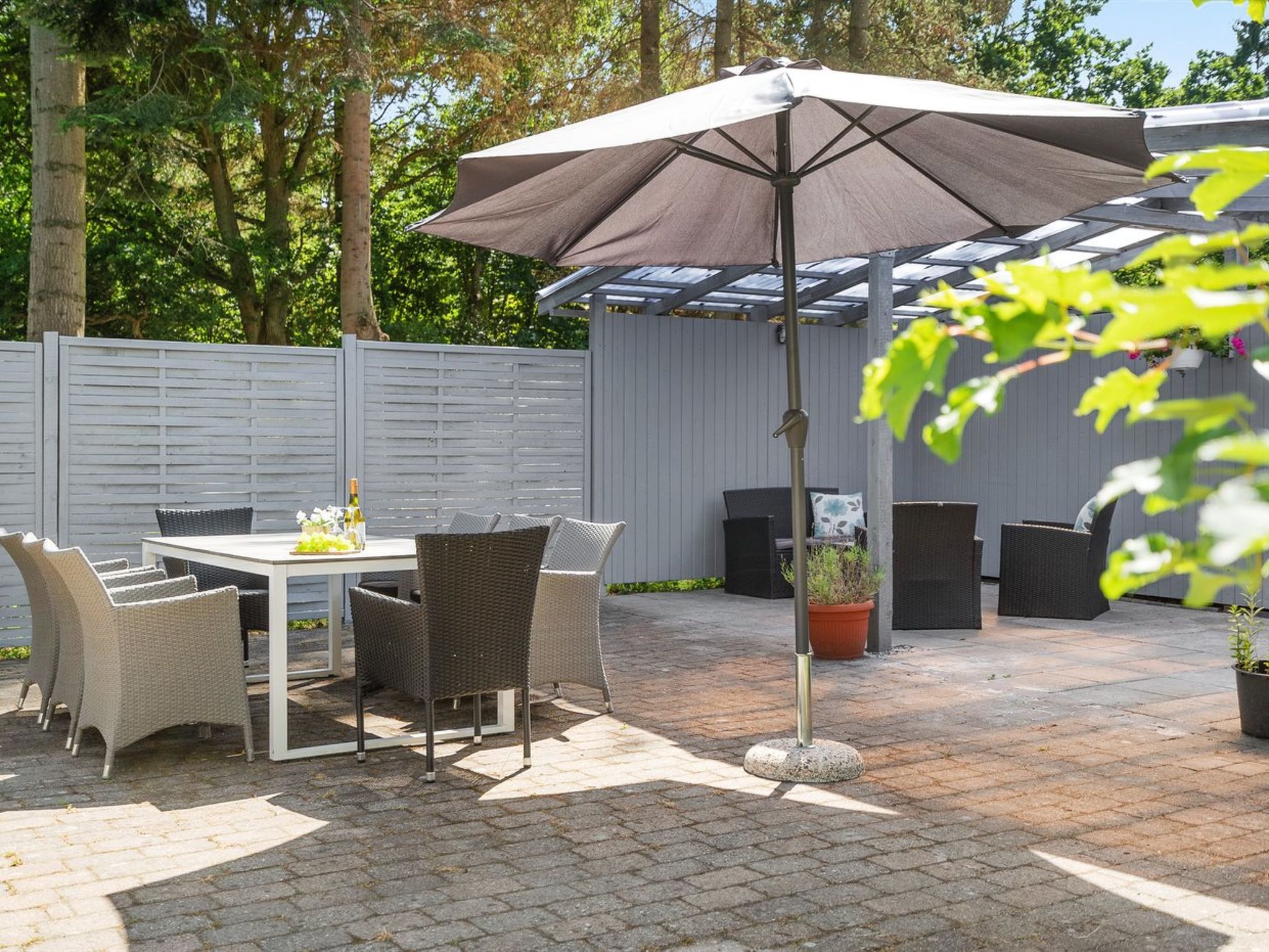 "Tannie" - 300m from the sea-Buiten