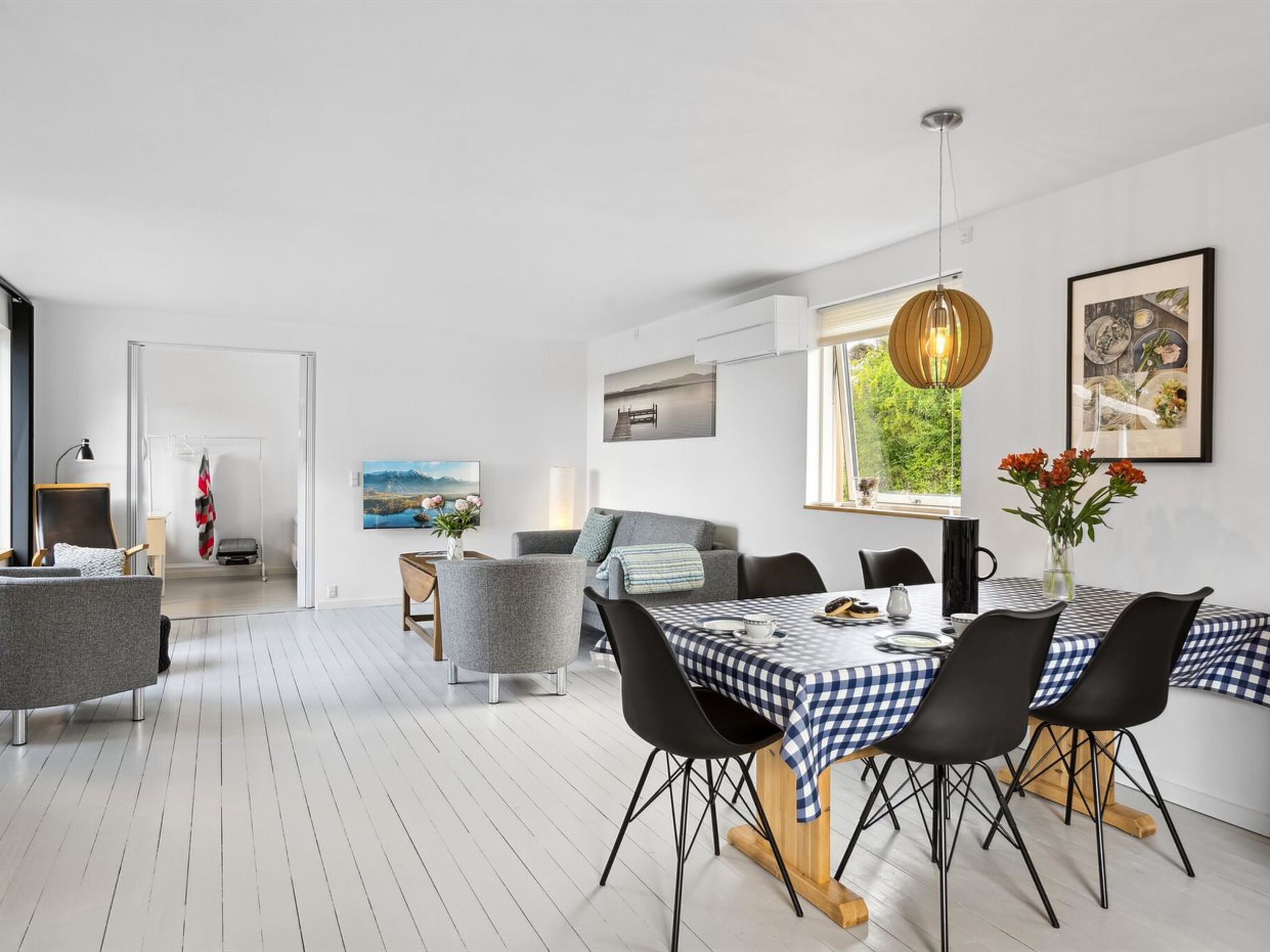 "Henric" - 500m from the sea - Binnen