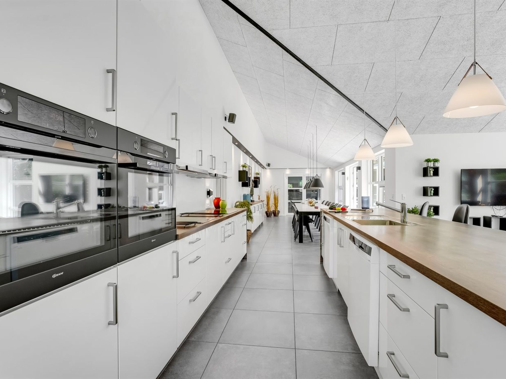 "Patrice" - 300m from the sea - Drinnen