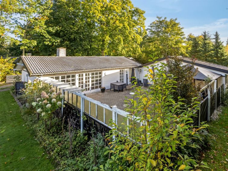 Op 300m van zee: Ruim vakantiehuis Ranka in Strøby voor 8 personen in Strøby