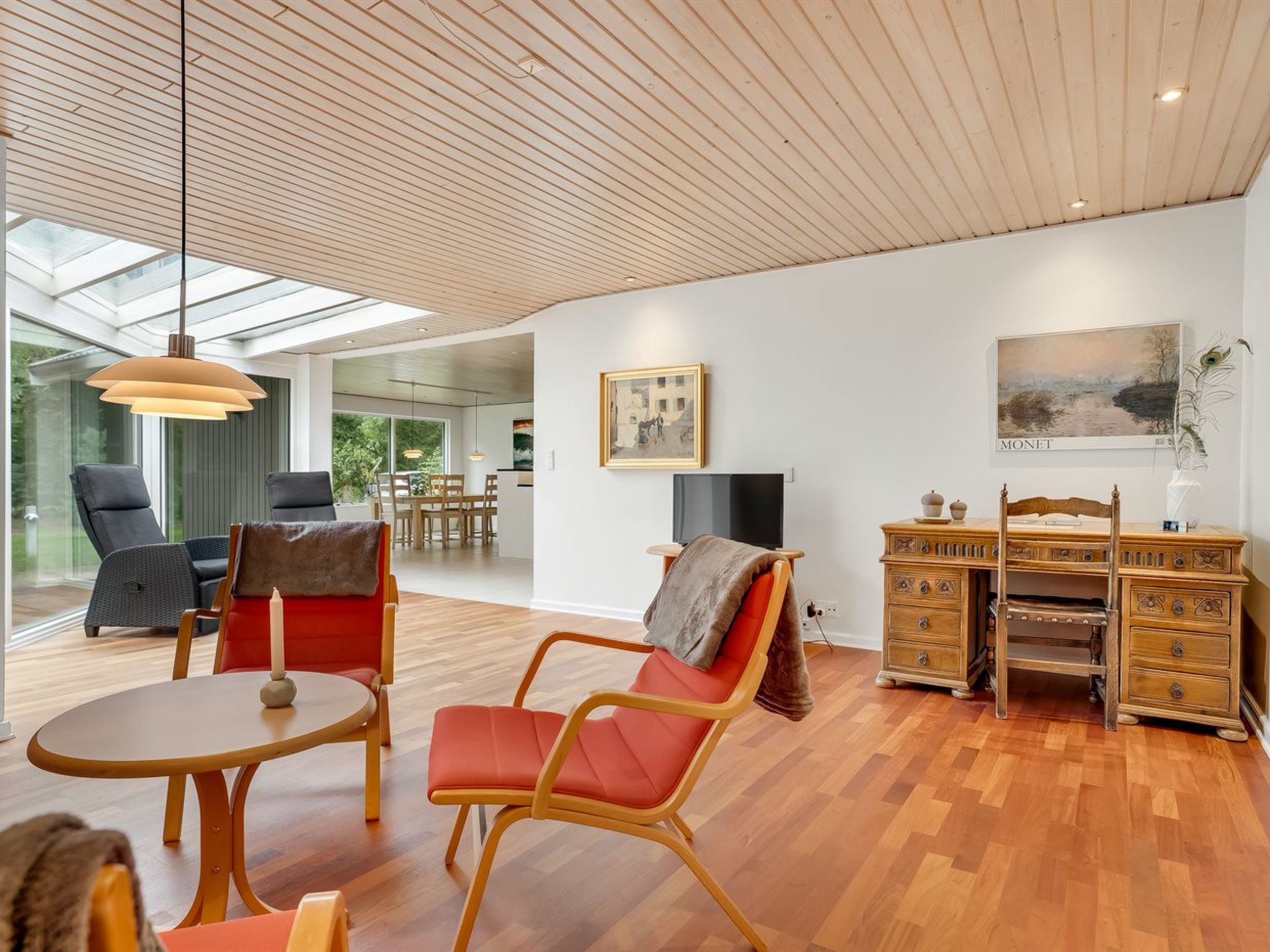 "Floria" - 500m from the sea