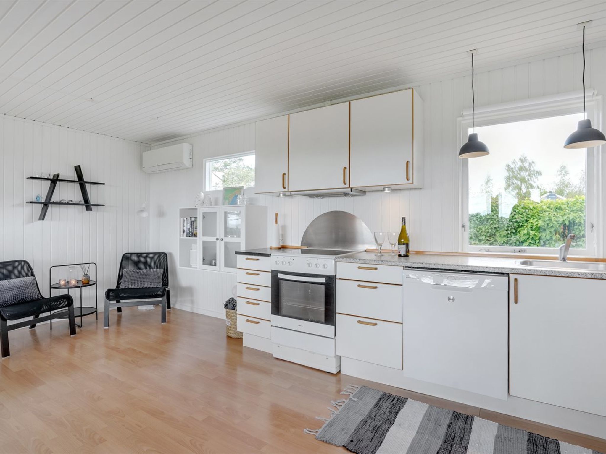 "Francis" - 300m from the sea - Binnen