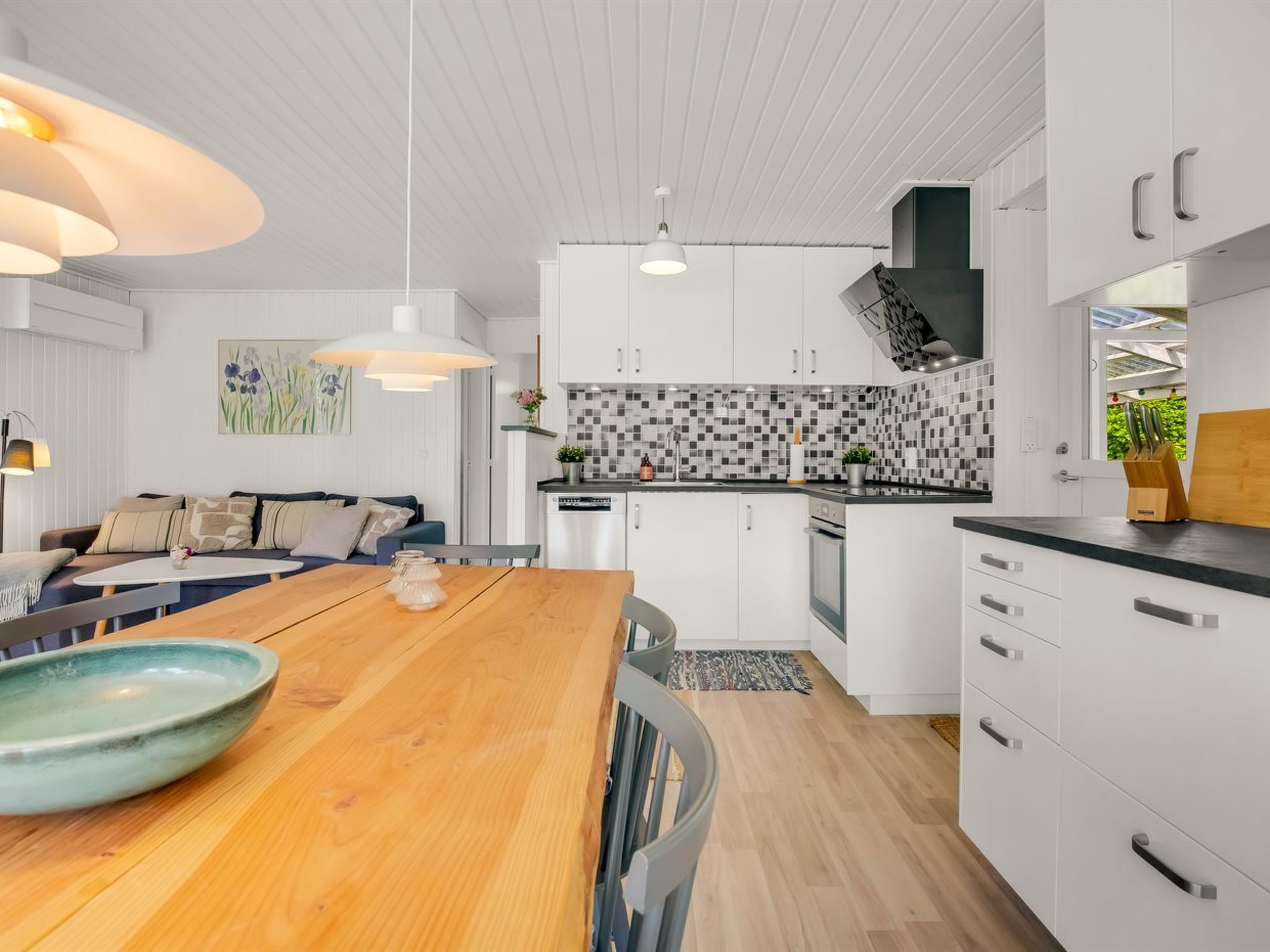 "Hendrina" - 500m from the sea