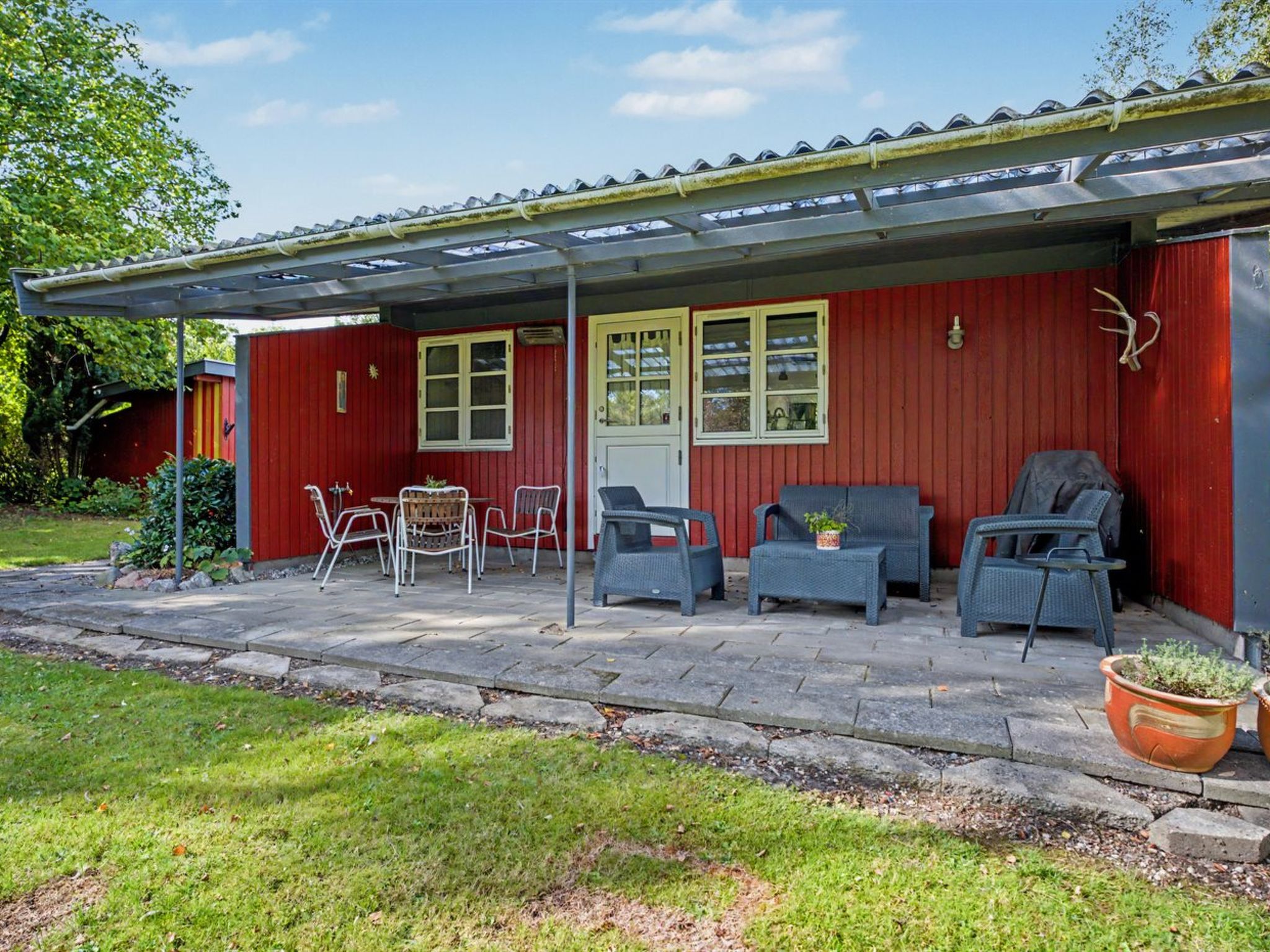"Aasta" - 500m from the sea - Buiten