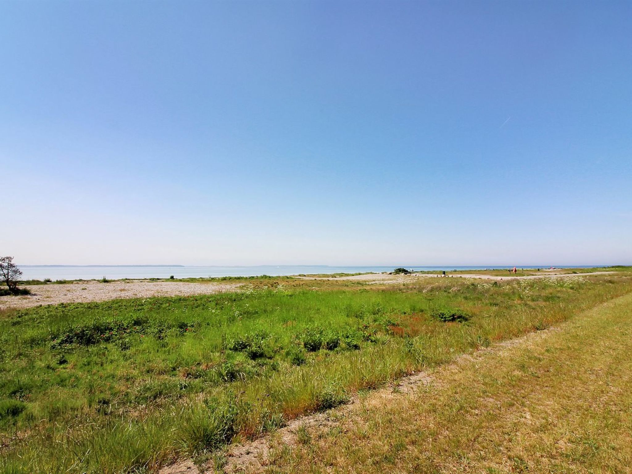 "Enrik" - 123m from the sea - Draußen