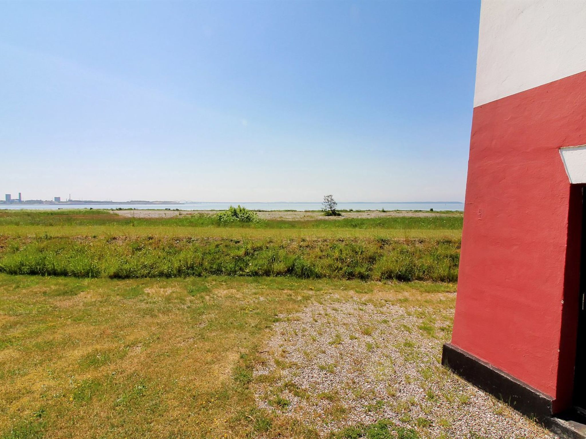"Enrik" - 123m from the sea - Draußen