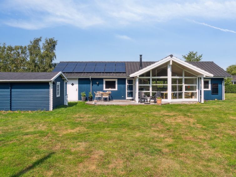Aan zee: Ruim vakantiehuis Asvalde in Vordingborg voor 6 personen in Vordingborg