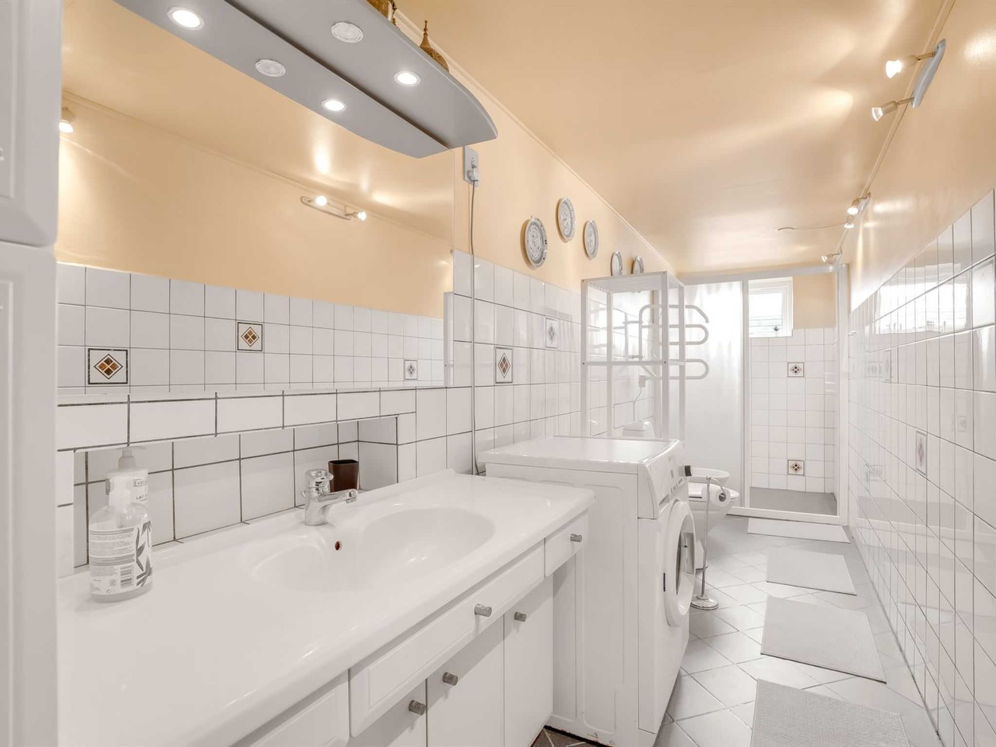 "Albertine" - 600m from the sea - Drinnen