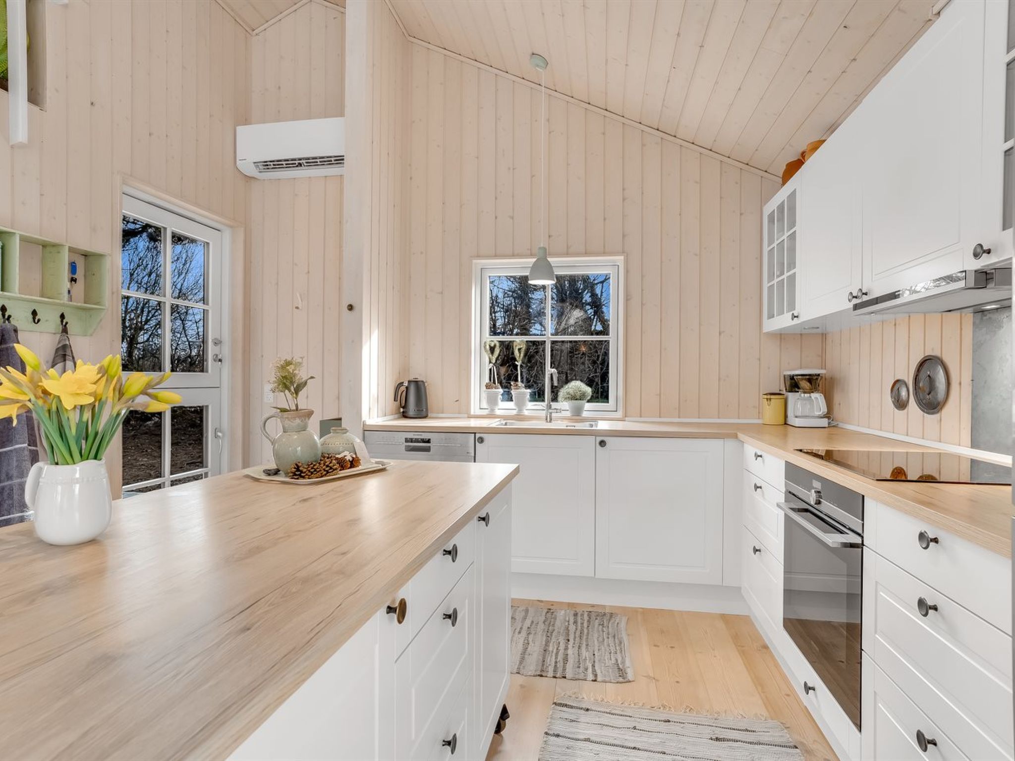 "Preben" - 50m from the sea - Binnen