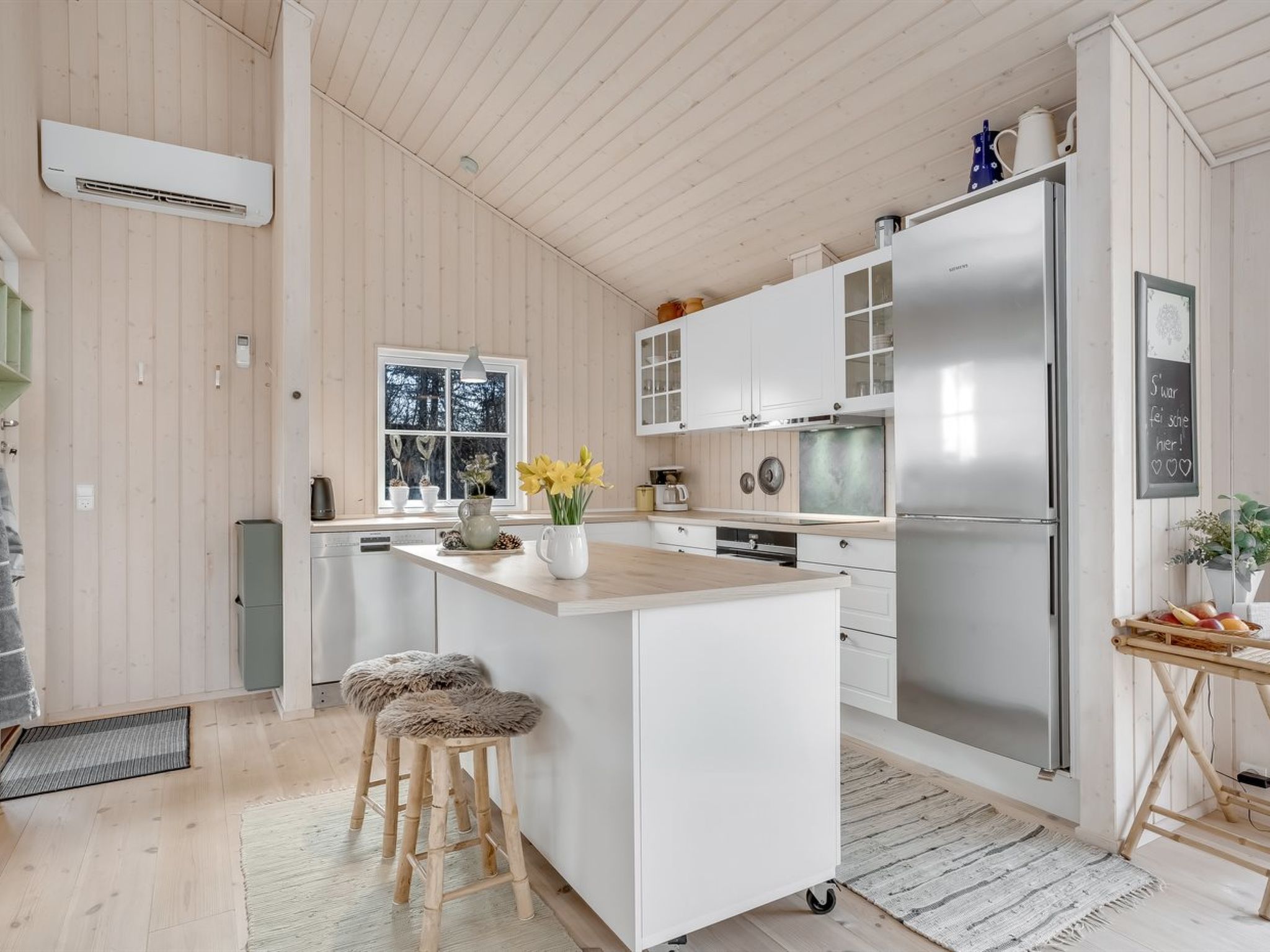 "Preben" - 50m from the sea - Binnen