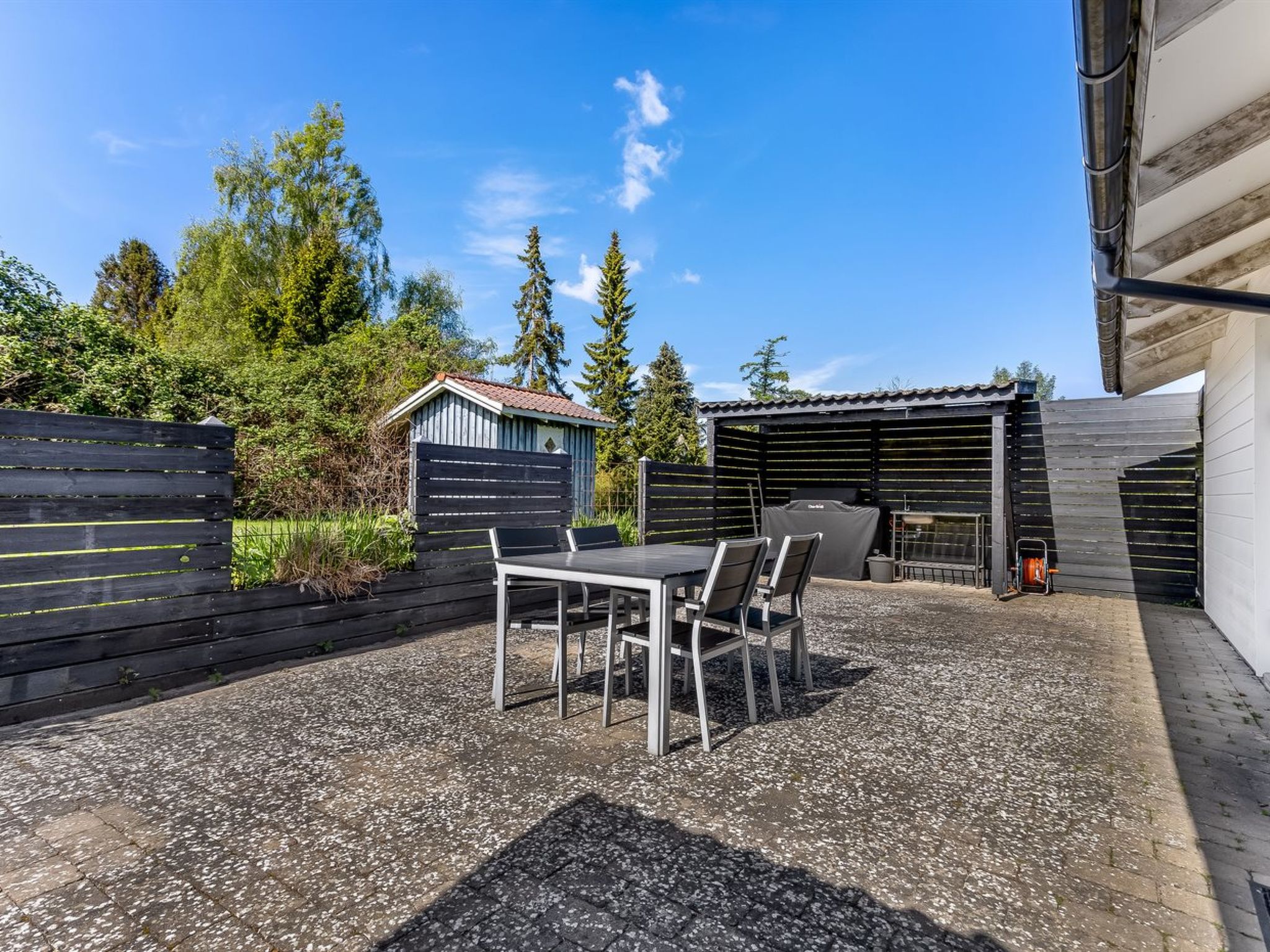 "Prohor" - 150m from the sea - Buiten