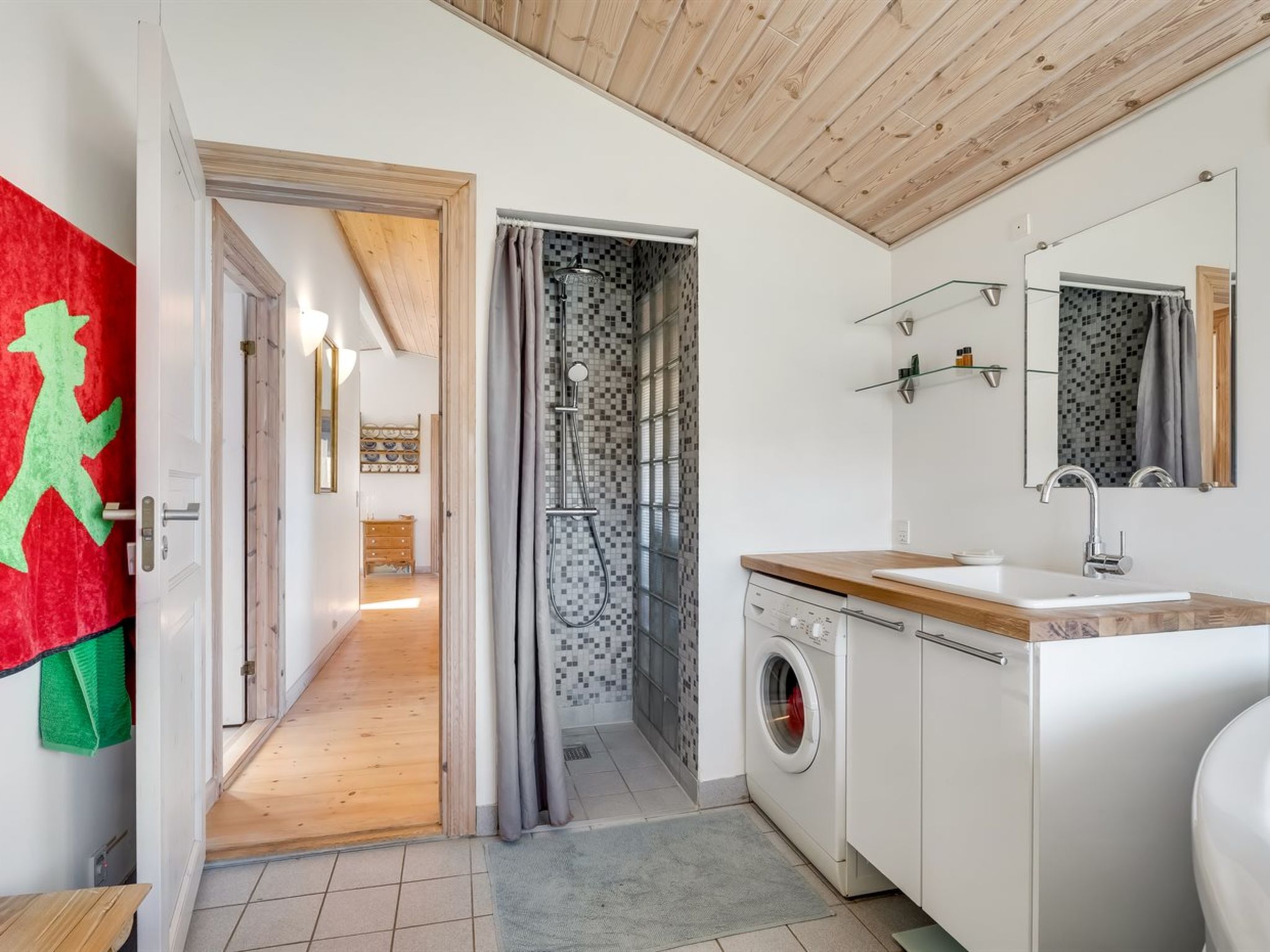"Svenne" - 600m from the sea - Binnen