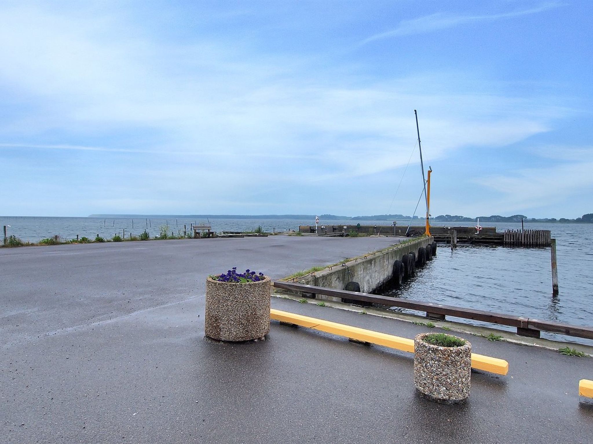 "Thing" - 200m from the sea - Buiten