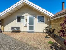 Vrijstaande vakantiewoning Darina op slechts 150 meter van de Oostzee - thumbnail 1