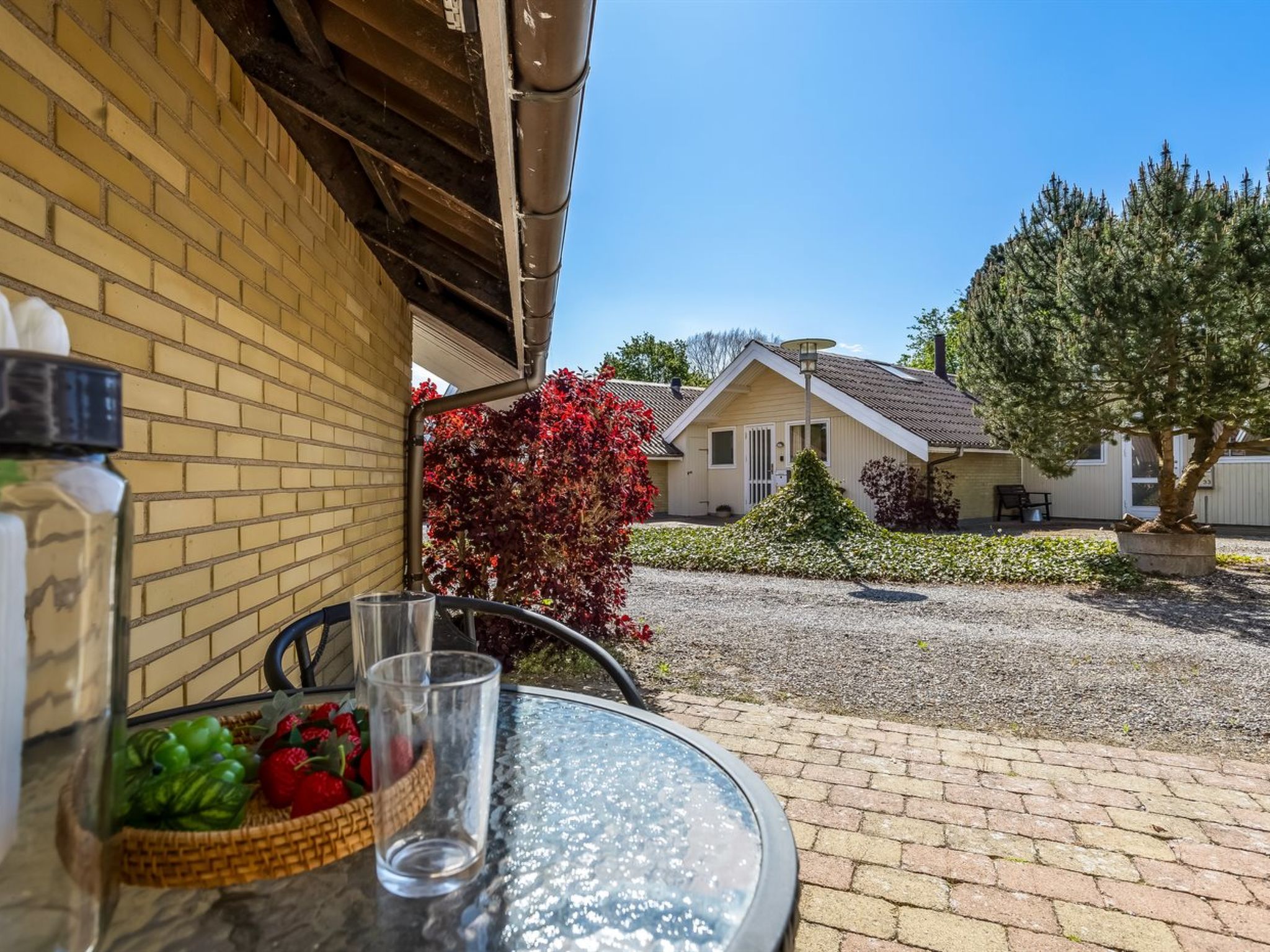 "Darina" - 150m from the sea - Buiten