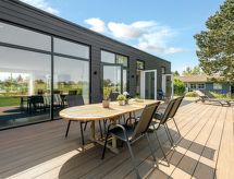 Nieuw vakantiehuis Milena op Bogø, 1.5 km van zee met grote omheinde tuin - thumbnail 1