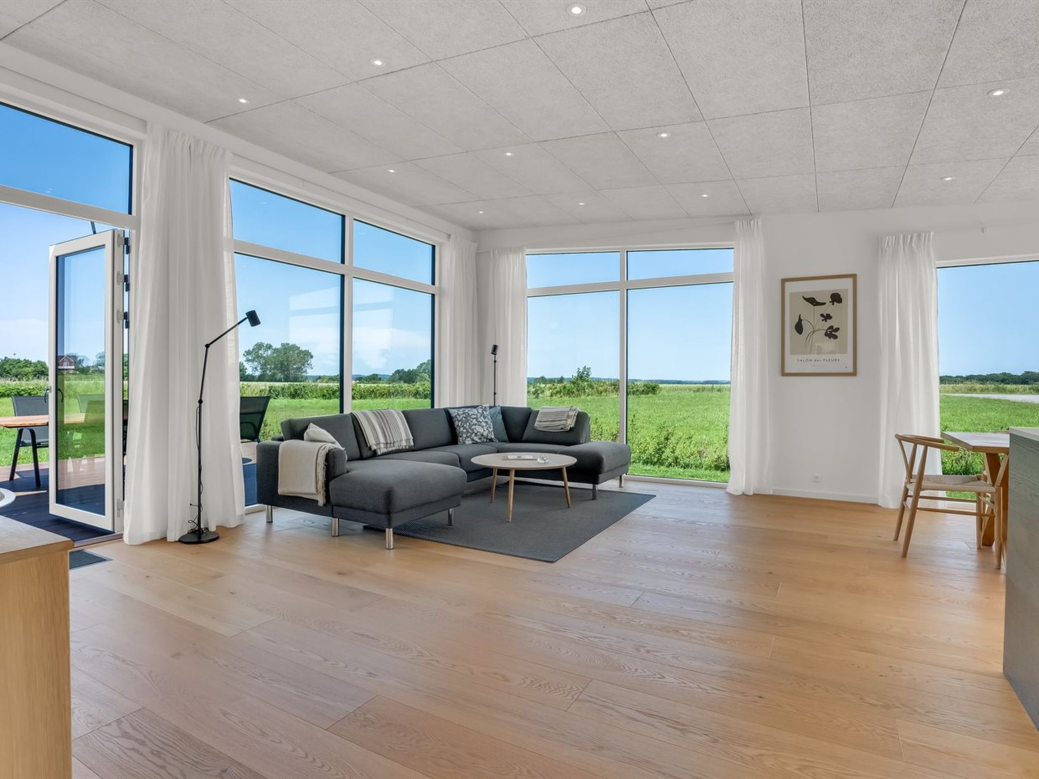 "Milena" - 1.5km from the sea