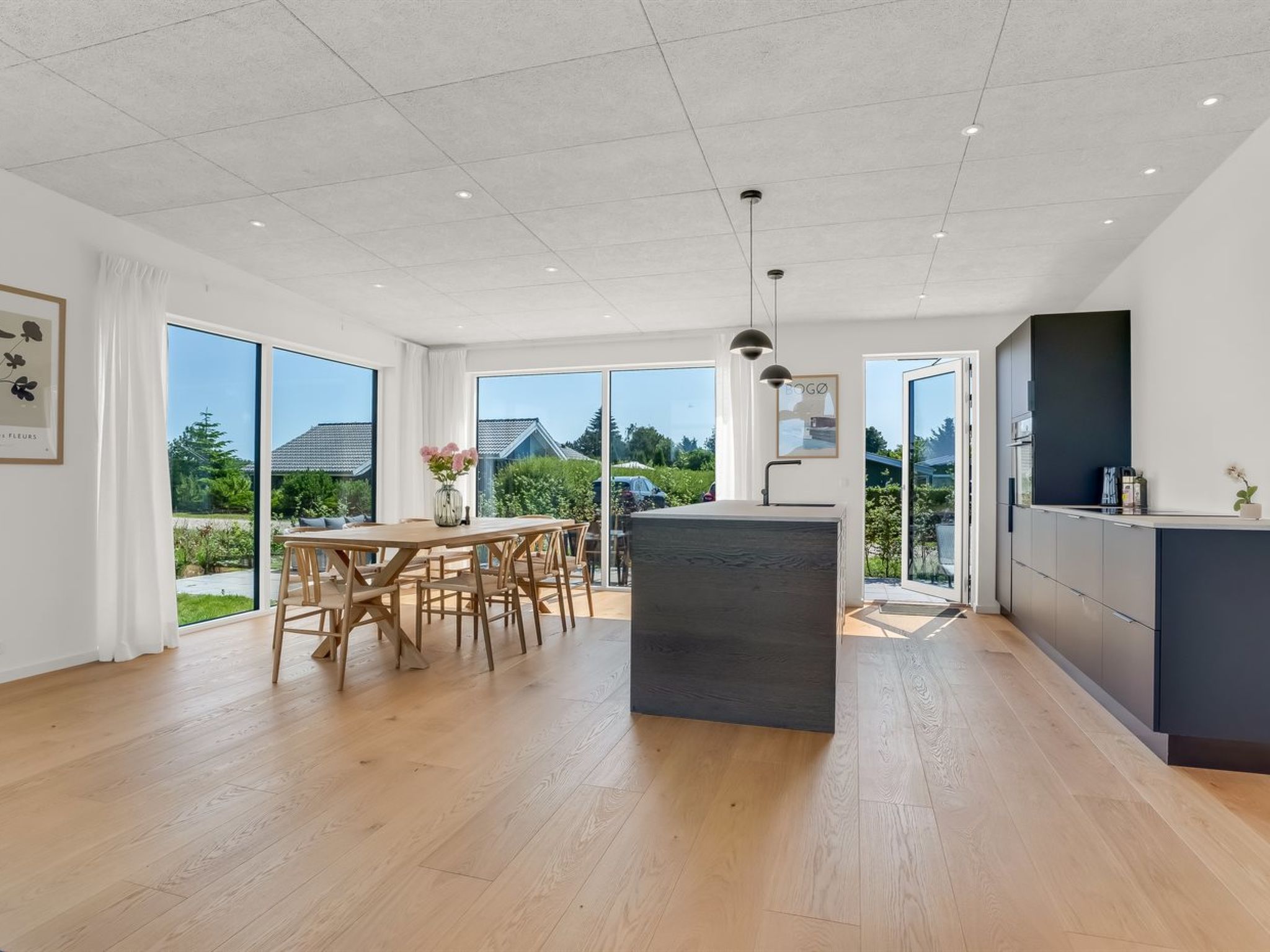 "Milena" - 1.5km from the sea