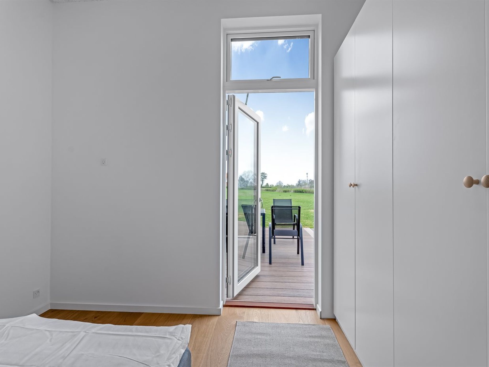"Milena" - 1.5km from the sea - Binnen