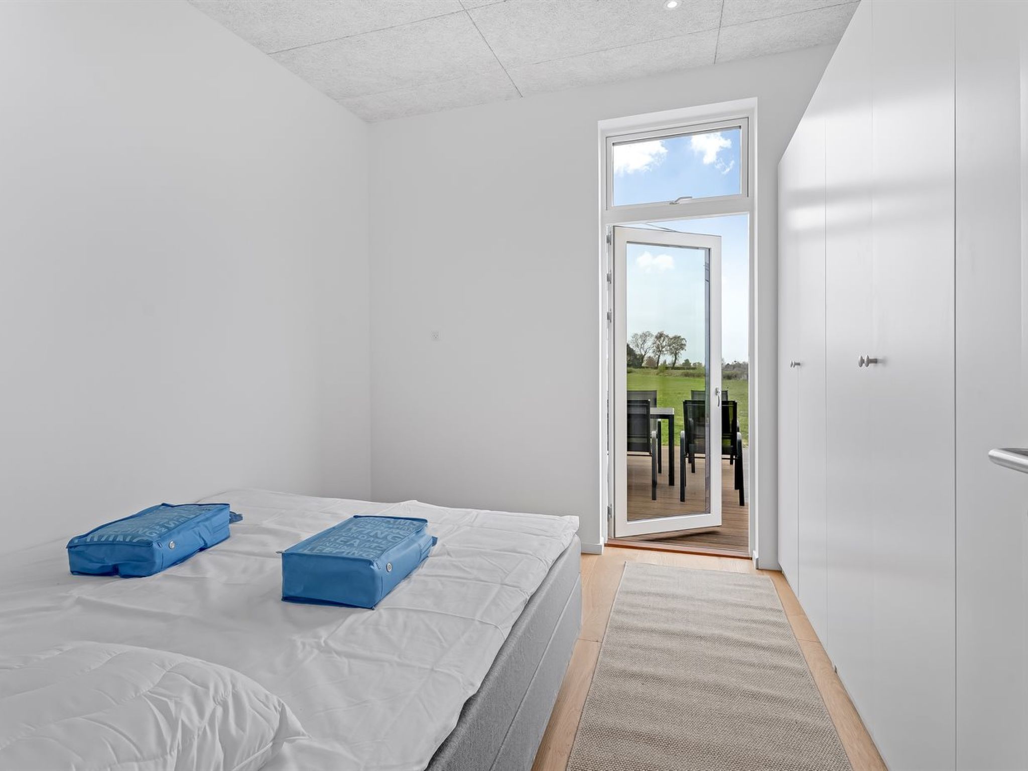 "Milena" - 1.5km from the sea - Binnen