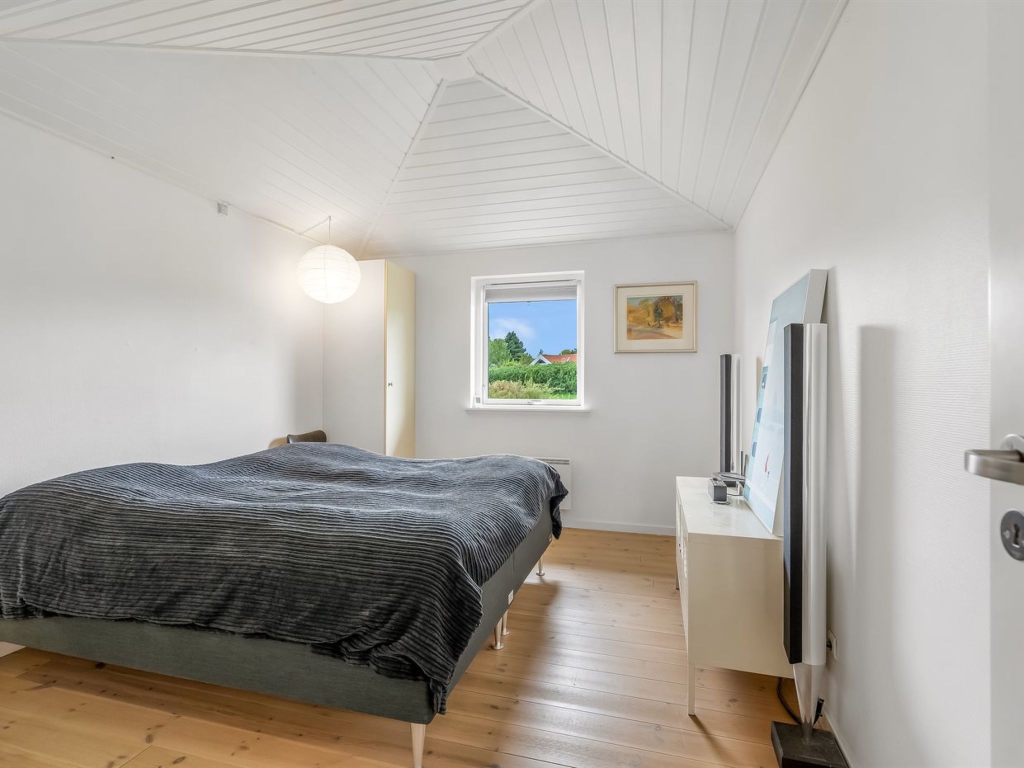 "Glenda" - 2.1km from the sea-Binnen