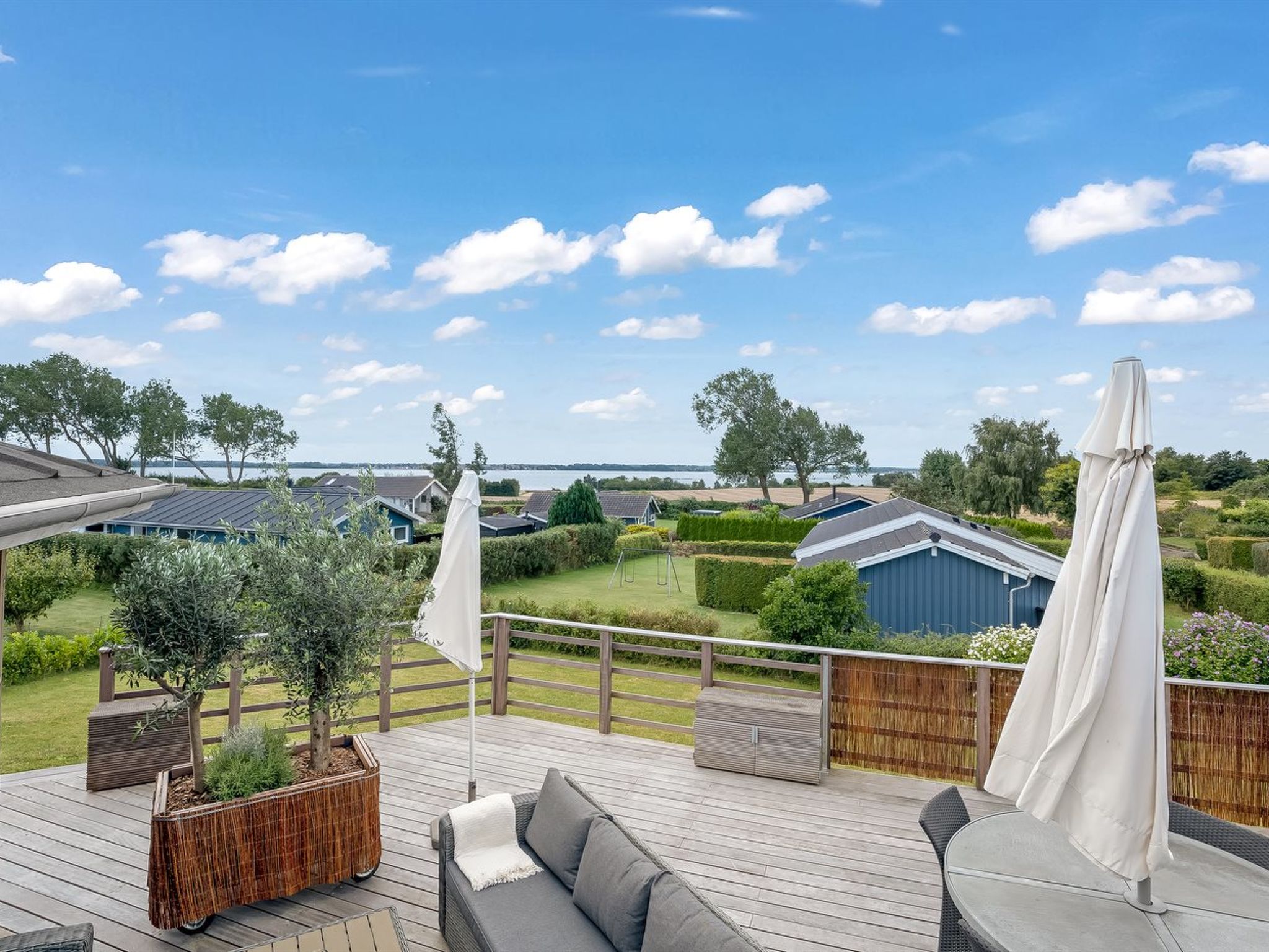 "Glenda" - 2.1km from the sea-Buiten