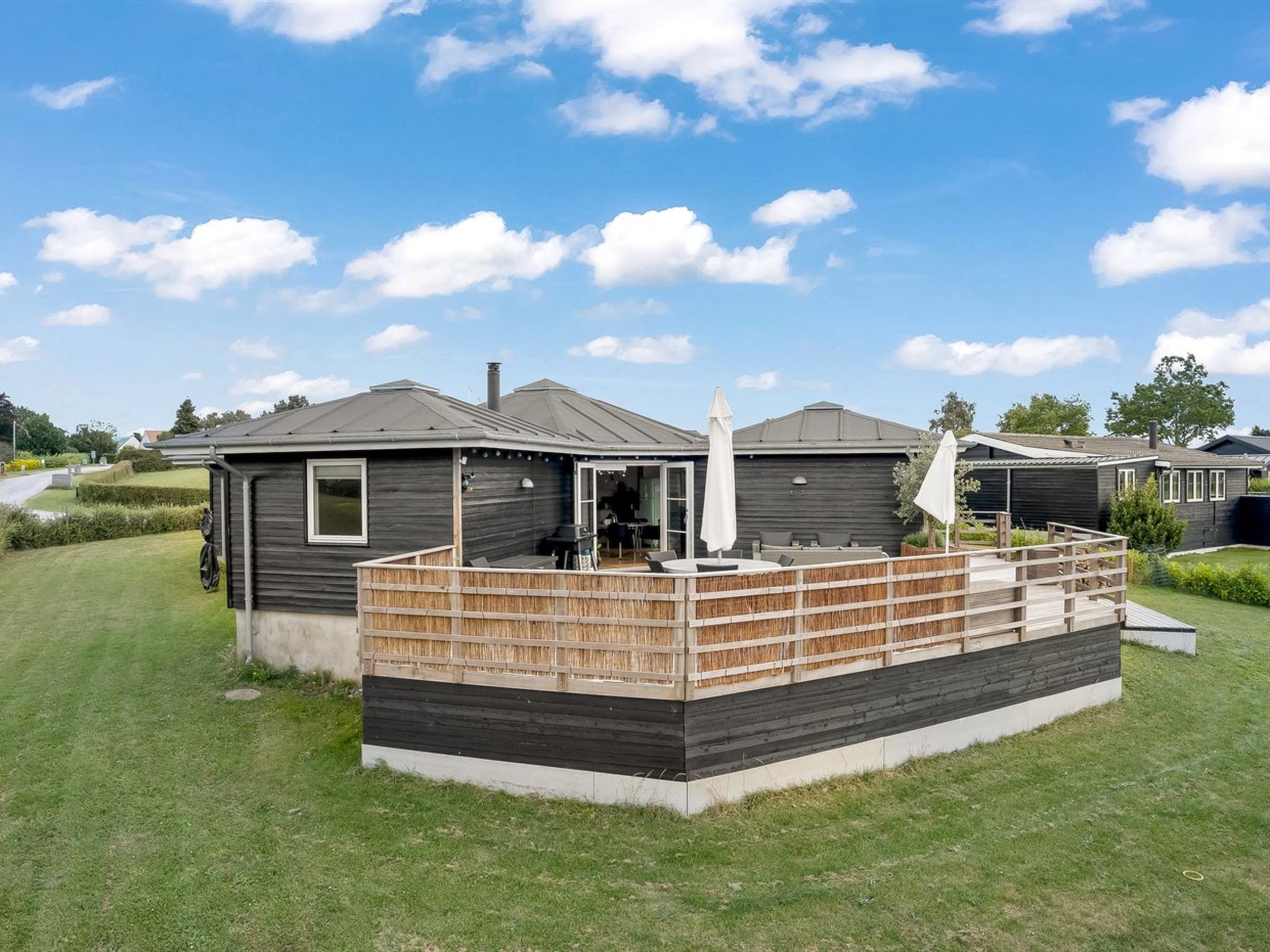 "Glenda" - 2.1km from the sea