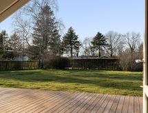 Ruime vakantiewoning met sauna en tuin op 1,3 km van zee bij Bogø By - thumbnail 3