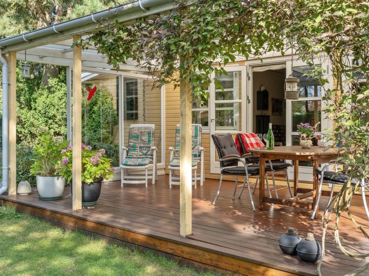 Search and Stay destination Stubbekøbing, Denmark from AU$ 218. "Haldis" - 120m from the sea in Lolland, Falster and Mon