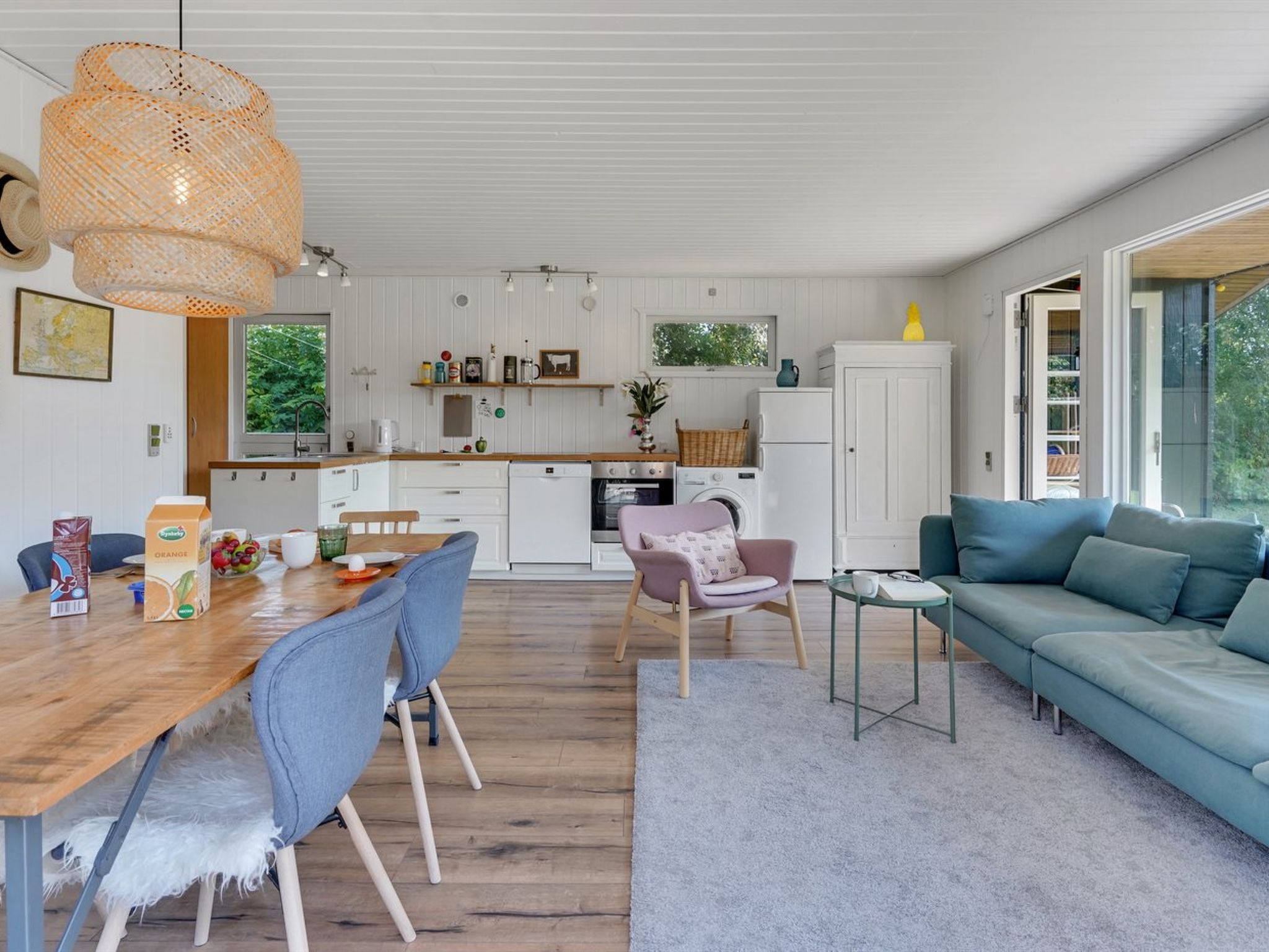 "Edny" - 210m from the sea-Binnen
