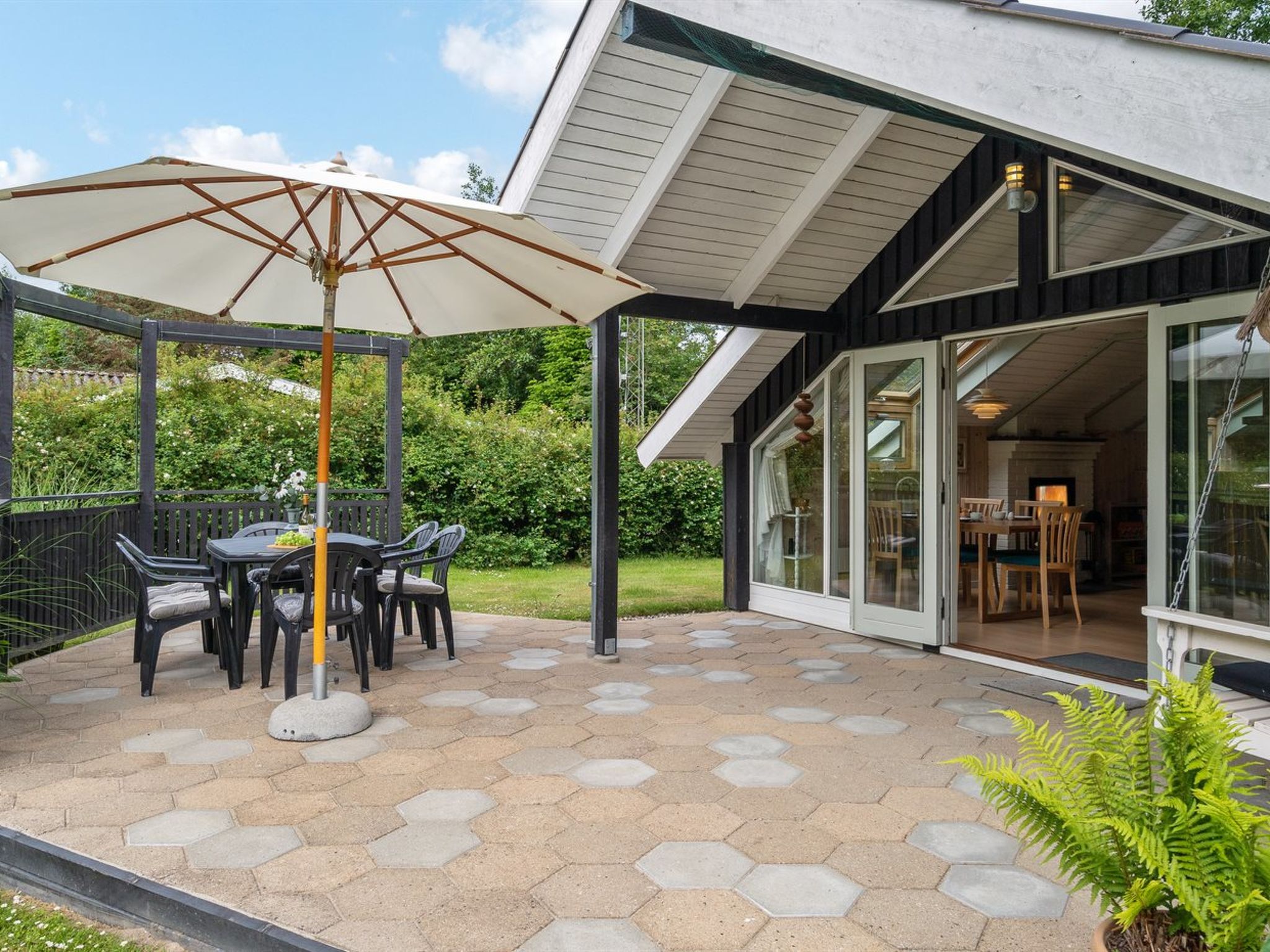 "Nadezda" - 450m from the sea-Buiten