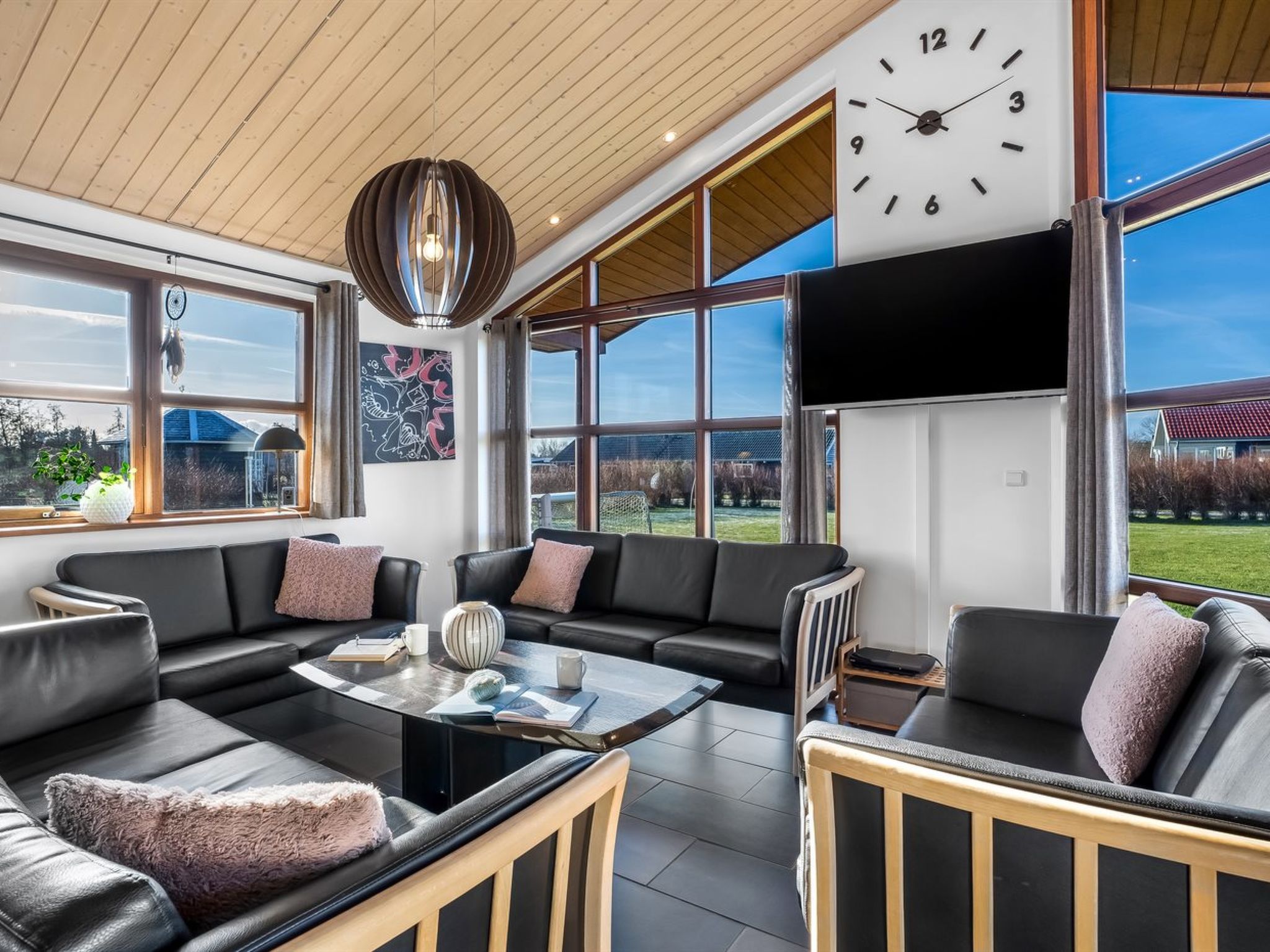"Niela" - 800m from the sea - Drinnen