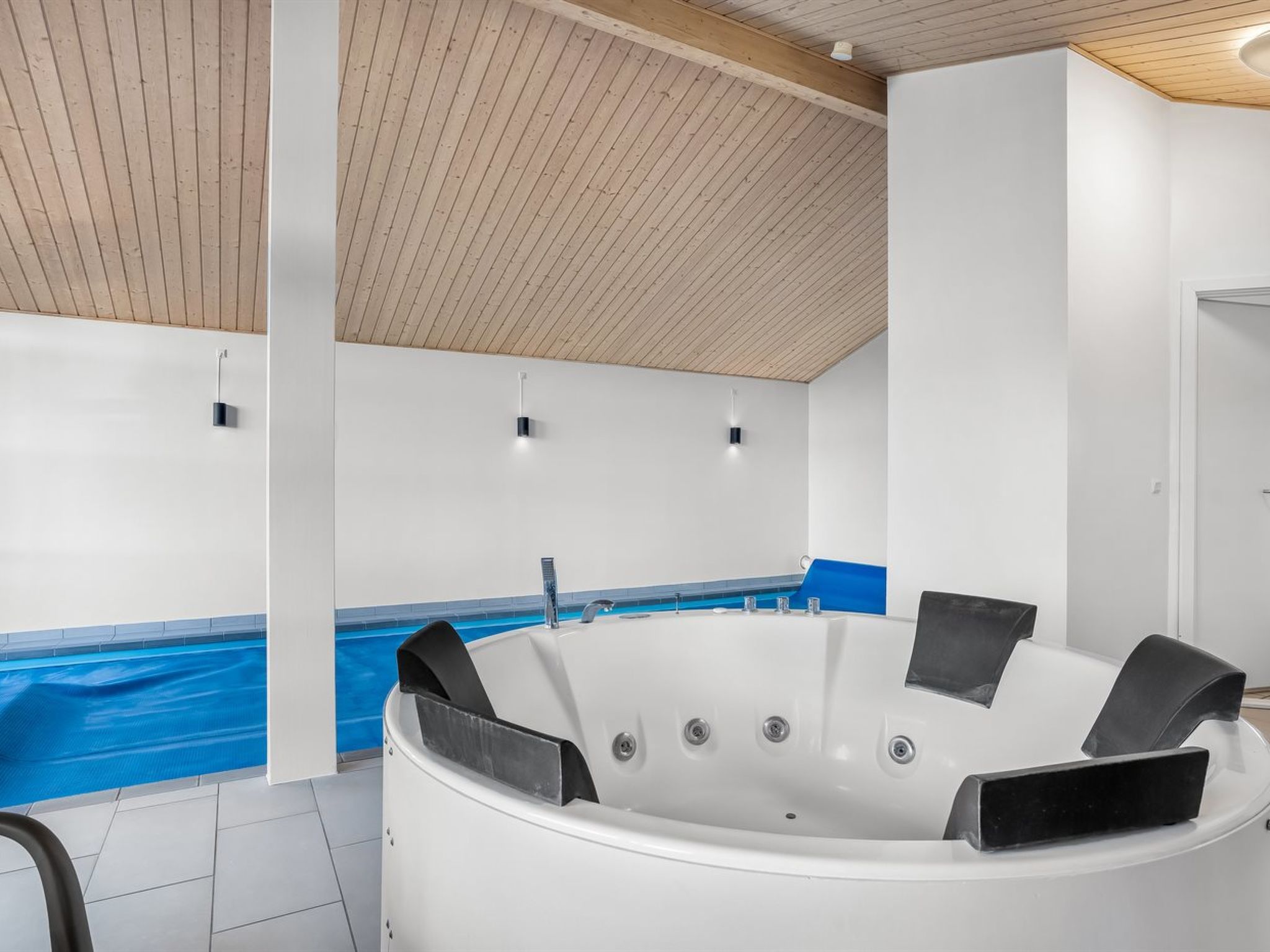 "Niela" - 800m from the sea - Drinnen