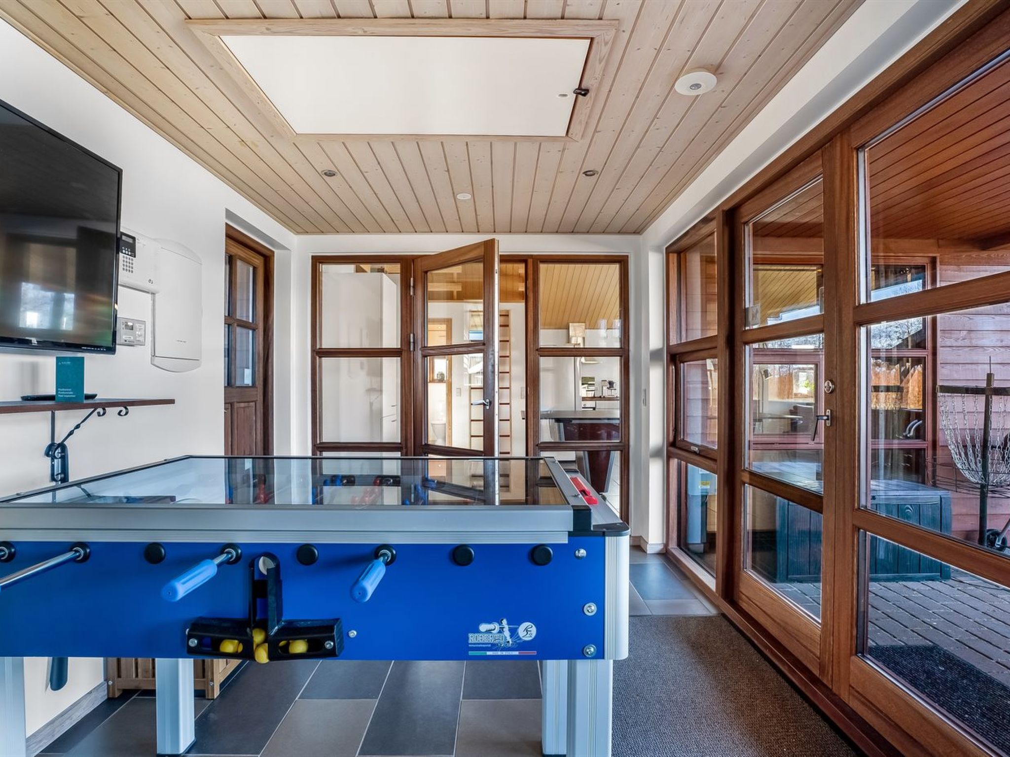 "Niela" - 800m from the sea - Drinnen