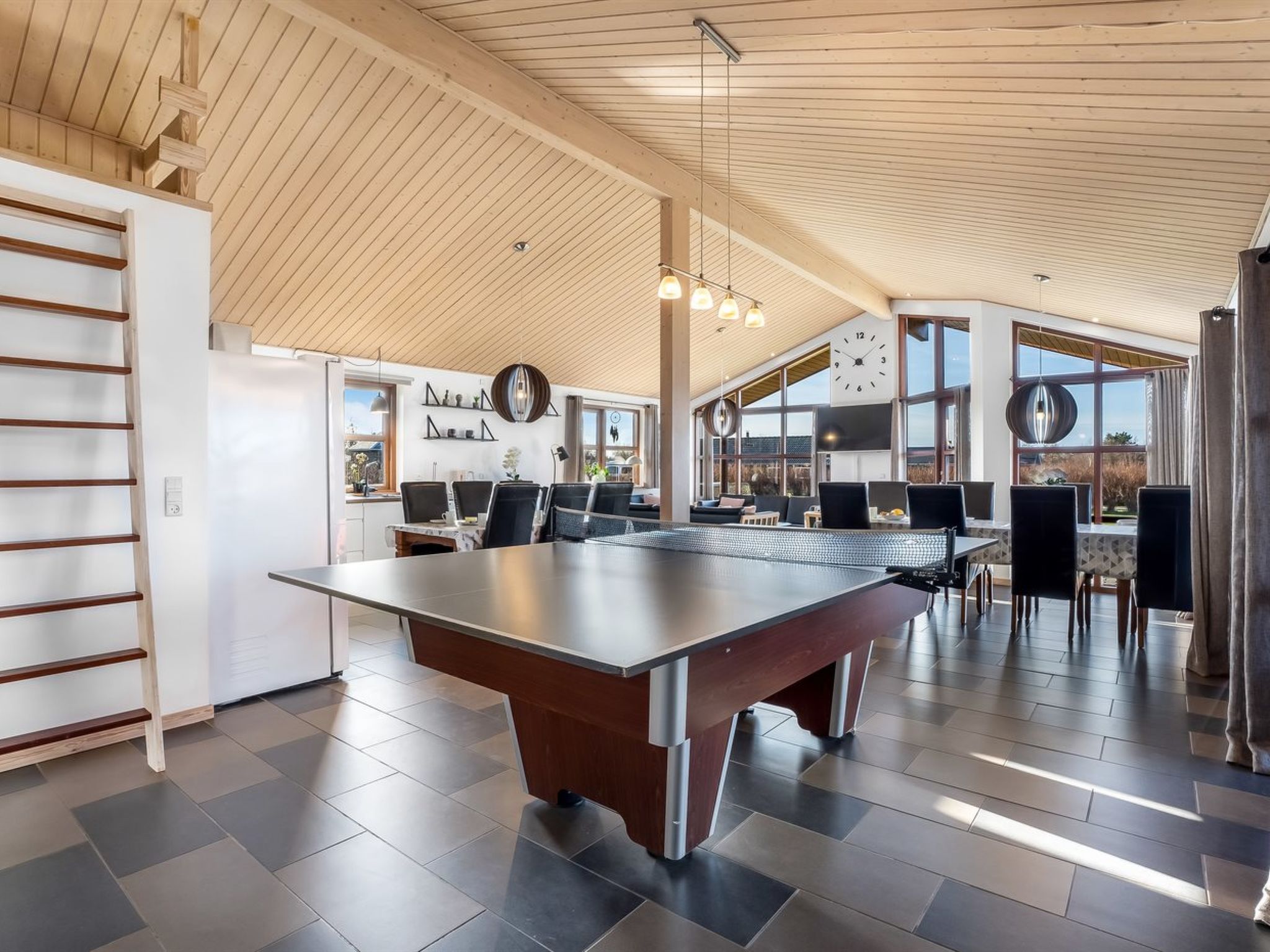 "Niela" - 800m from the sea - Drinnen