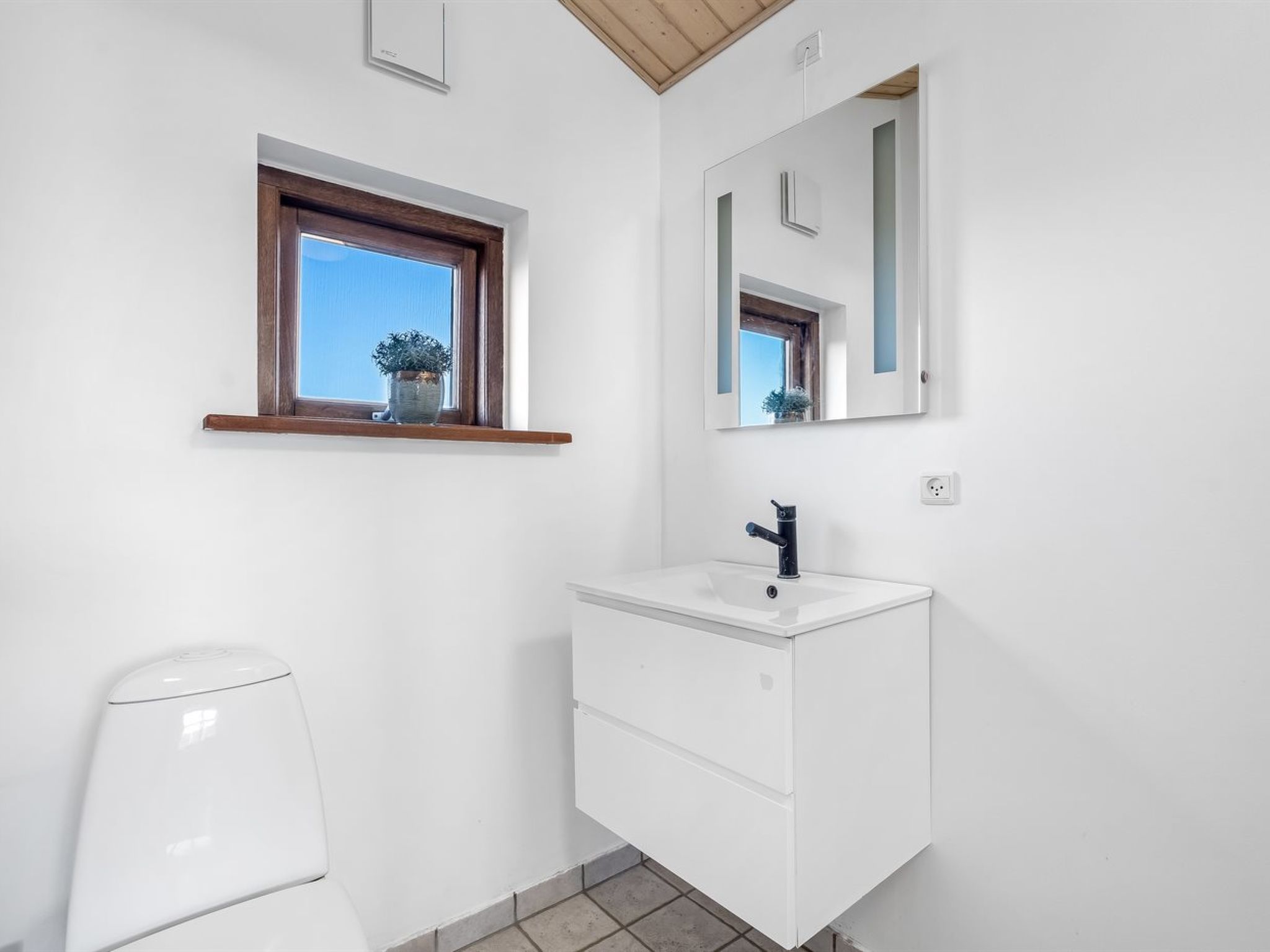 "Niela" - 800m from the sea - Drinnen