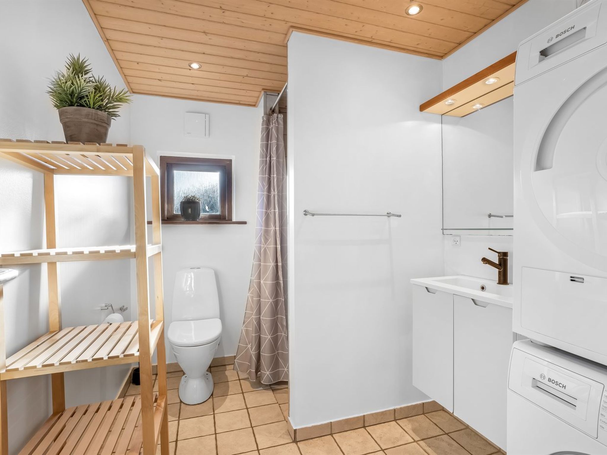 "Niela" - 800m from the sea - Drinnen