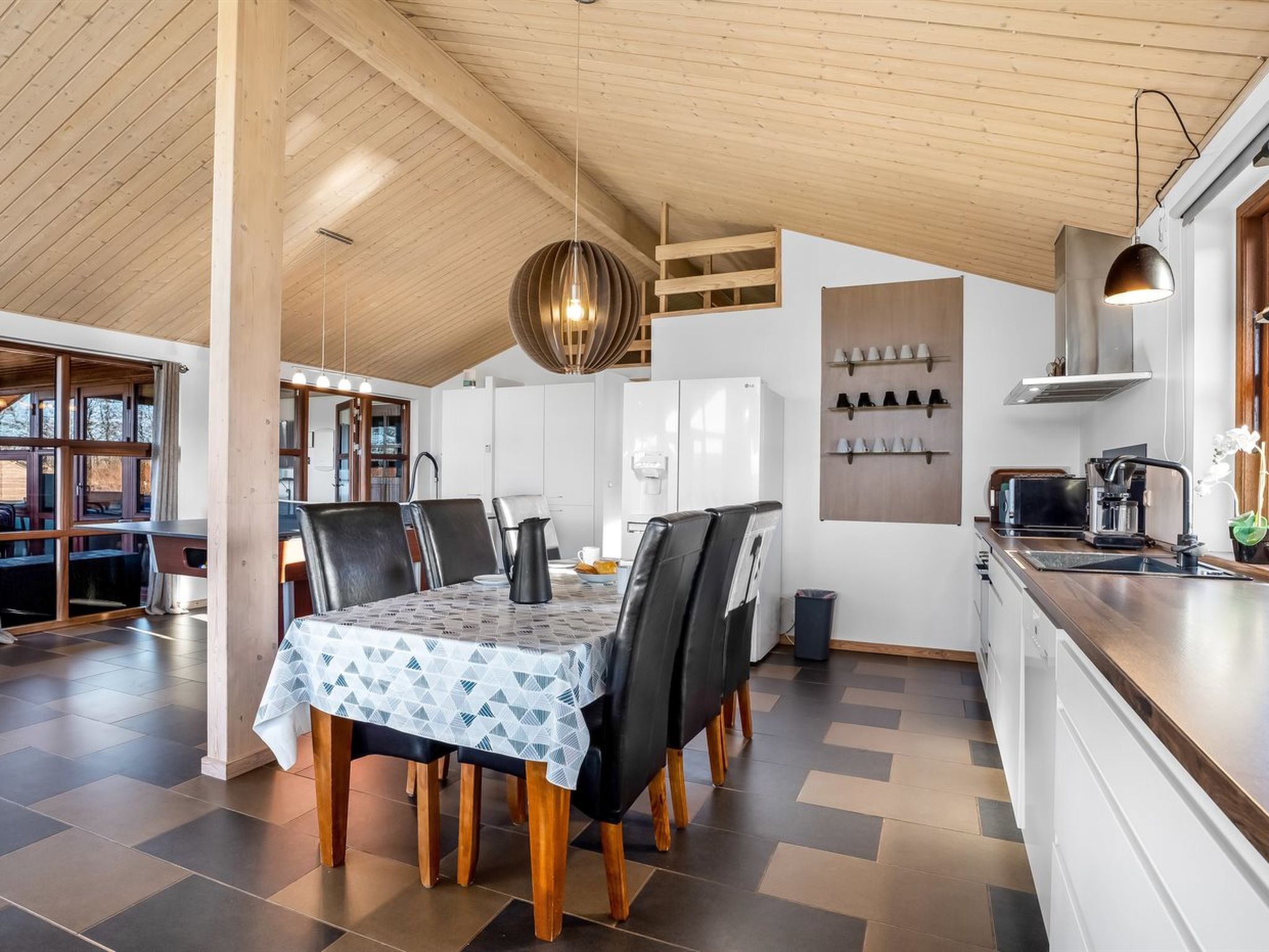 "Niela" - 800m from the sea - Drinnen
