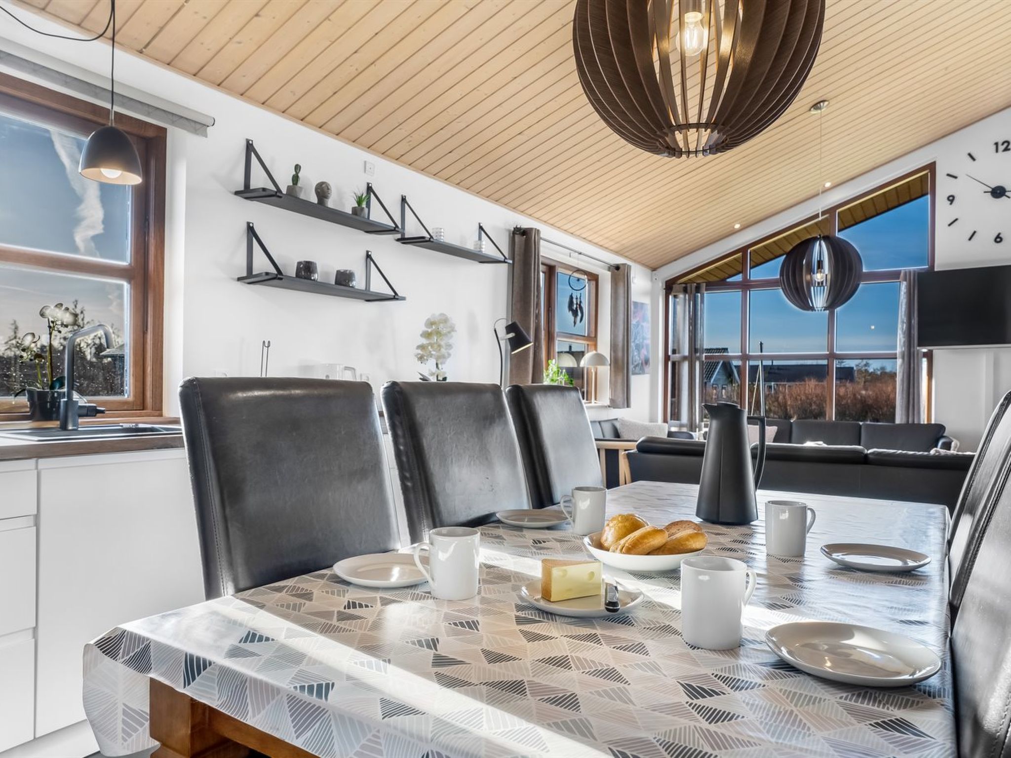 "Niela" - 800m from the sea - Drinnen