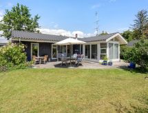 Elva: Knusse Deense cottage op 150 meter van het strand in Idestrup - thumbnail 1