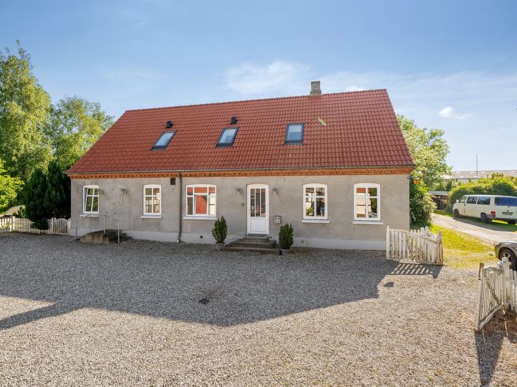 Vakantiehuis in Idestrup op 1,5 km van zee voor 24 personen in Idestrup